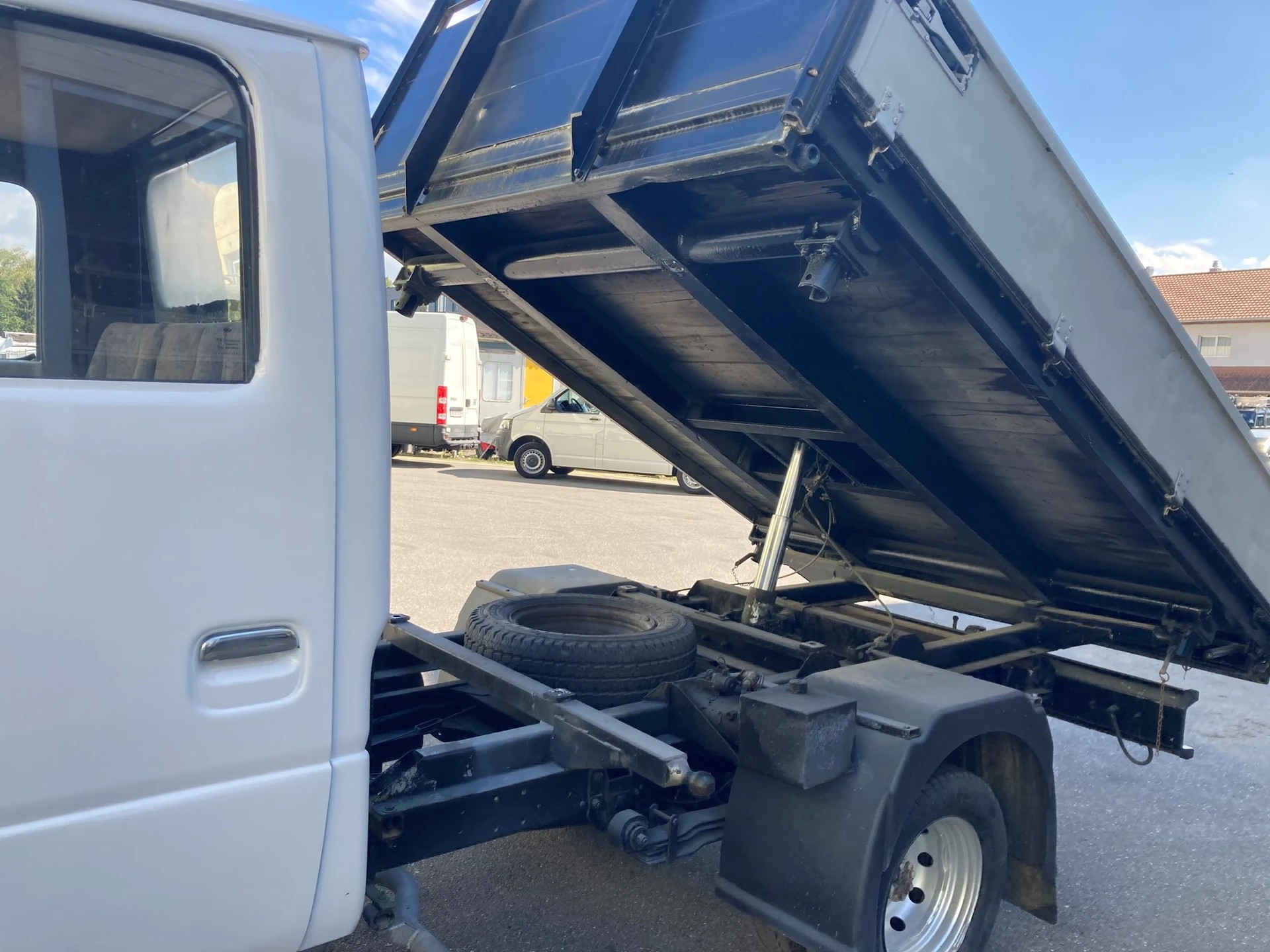 NISSAN Cabstar 2.5D-image-4