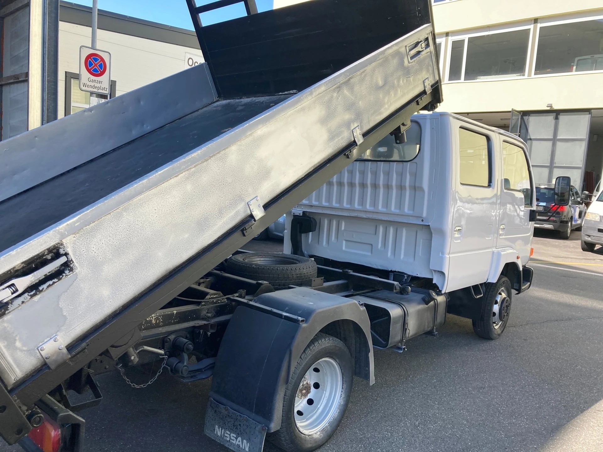 NISSAN Cabstar 2.5D-image-5