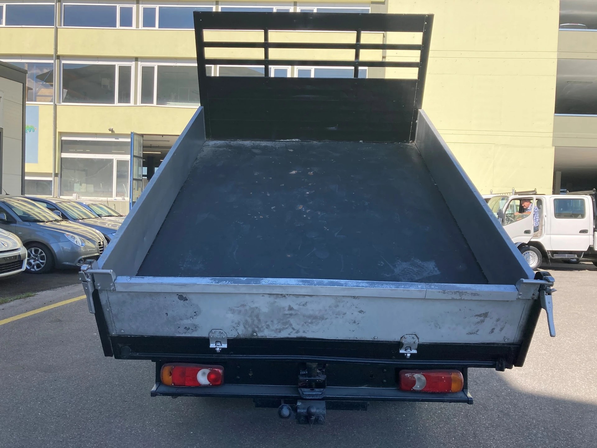 NISSAN Cabstar 2.5D-image-6