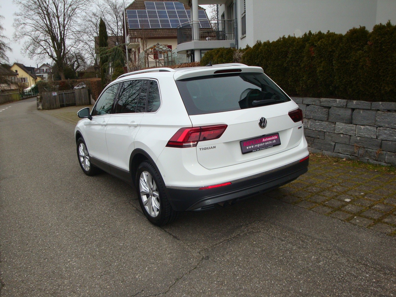 VW Tiguan 2.0 TDI SCR Highline 4Motion DSG-showroom-element-3