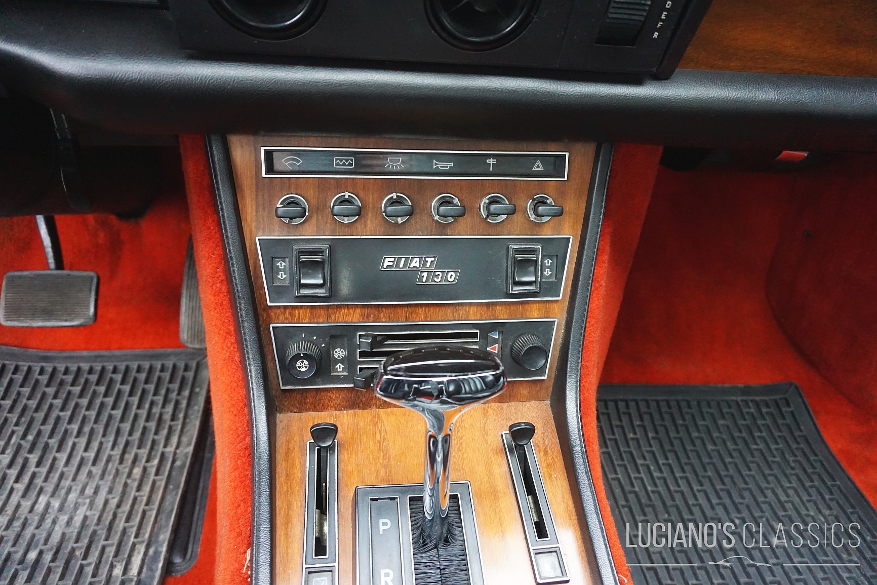 FIAT 130 Coupé-image-12