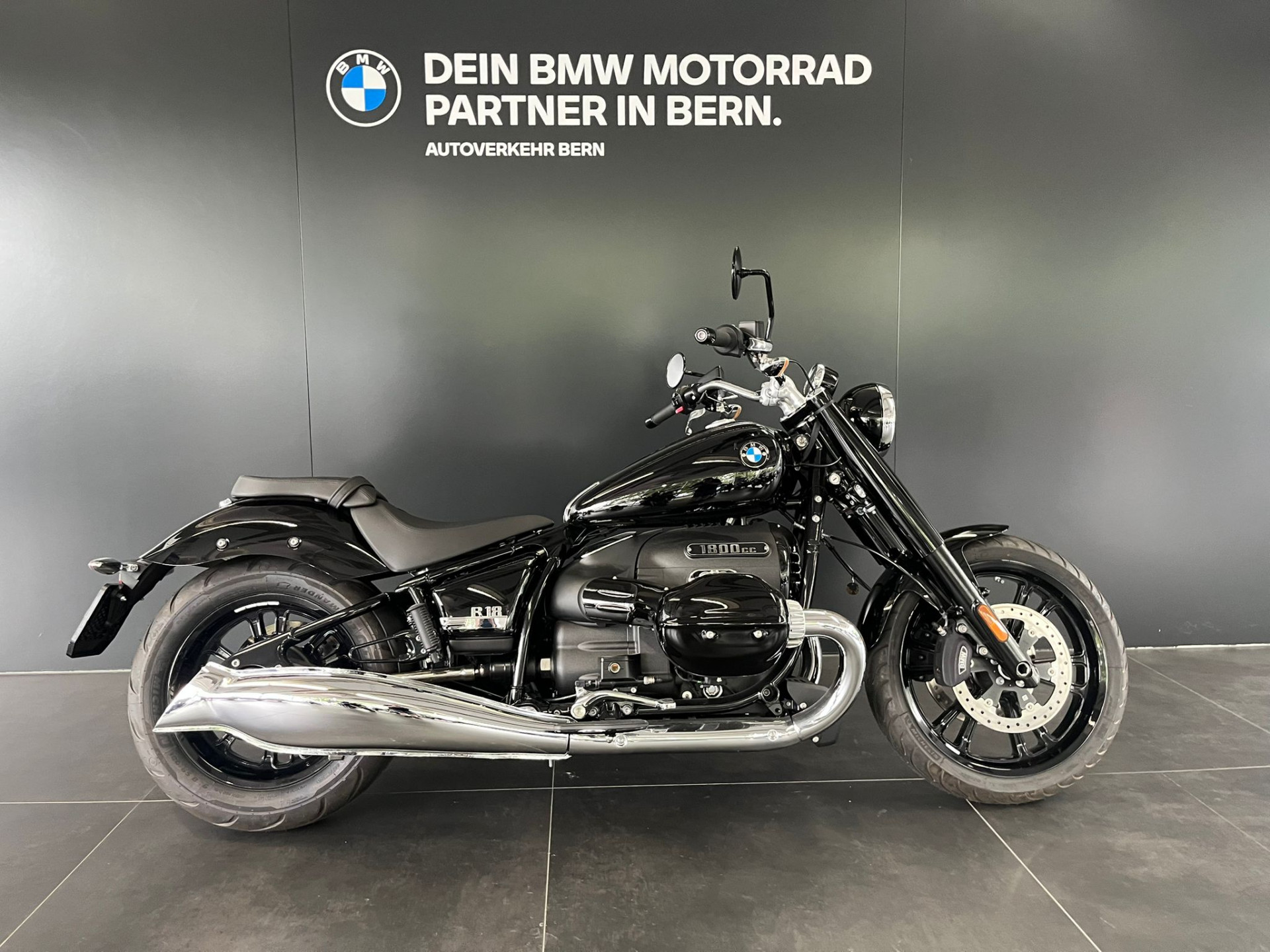 BMW R 18