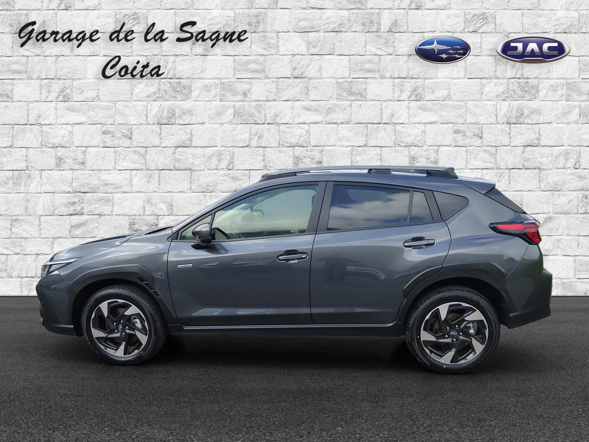SUBARU Crosstrek 2.0i e-Boxer Swiss Plus-image-3