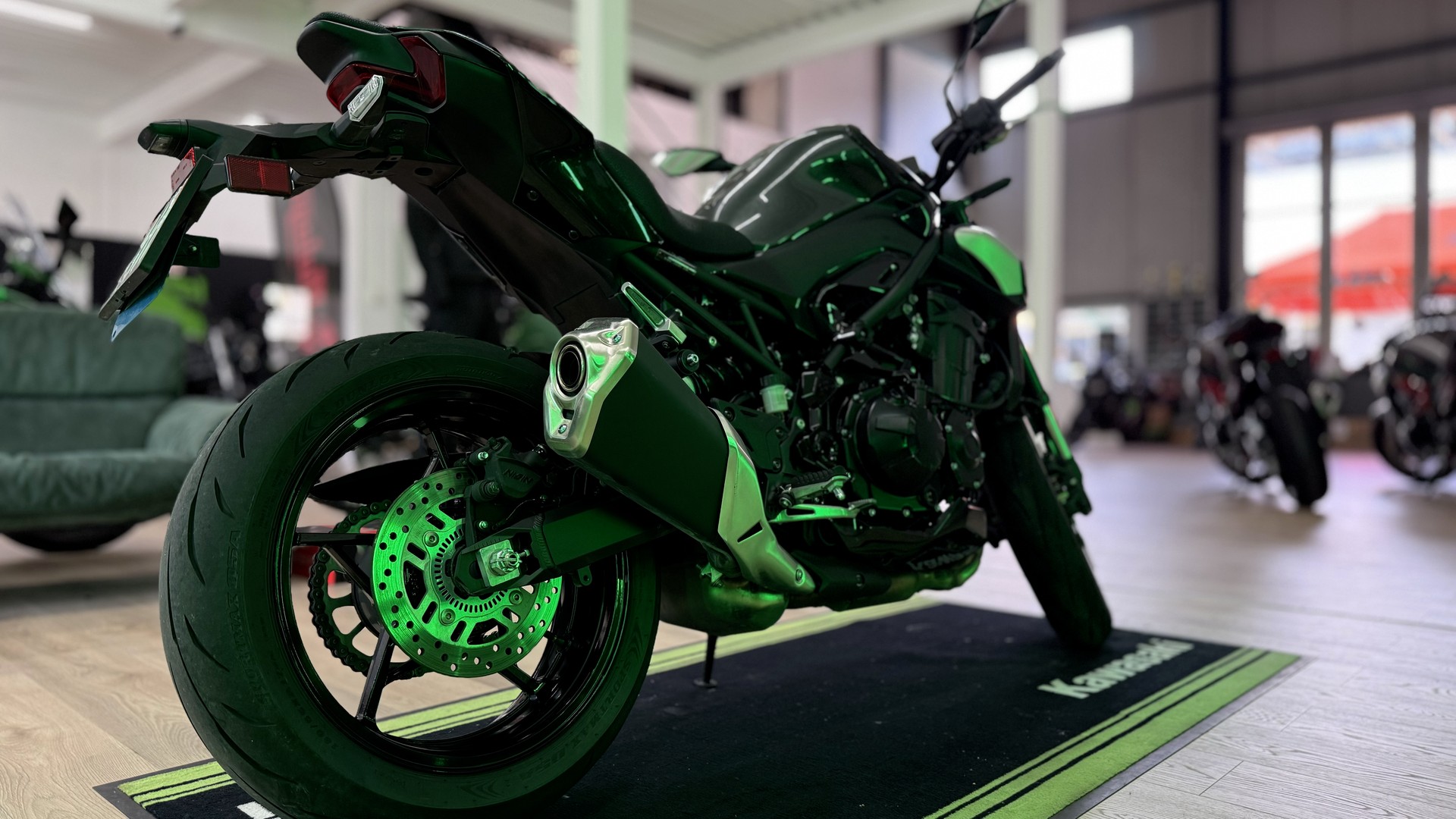 KAWASAKI Z 900-image-3