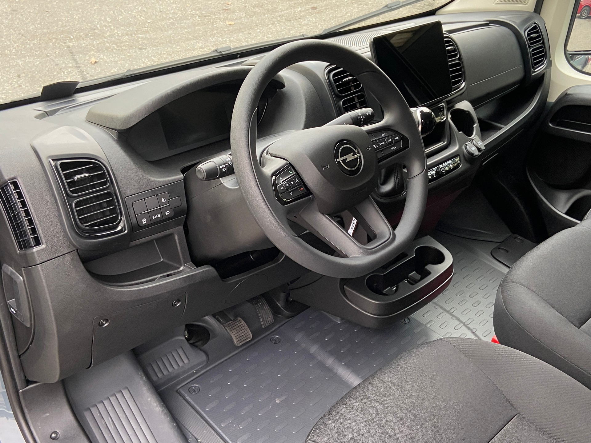 OPEL Movano 2.2 d 3,5t L2H2 Automat-image-7