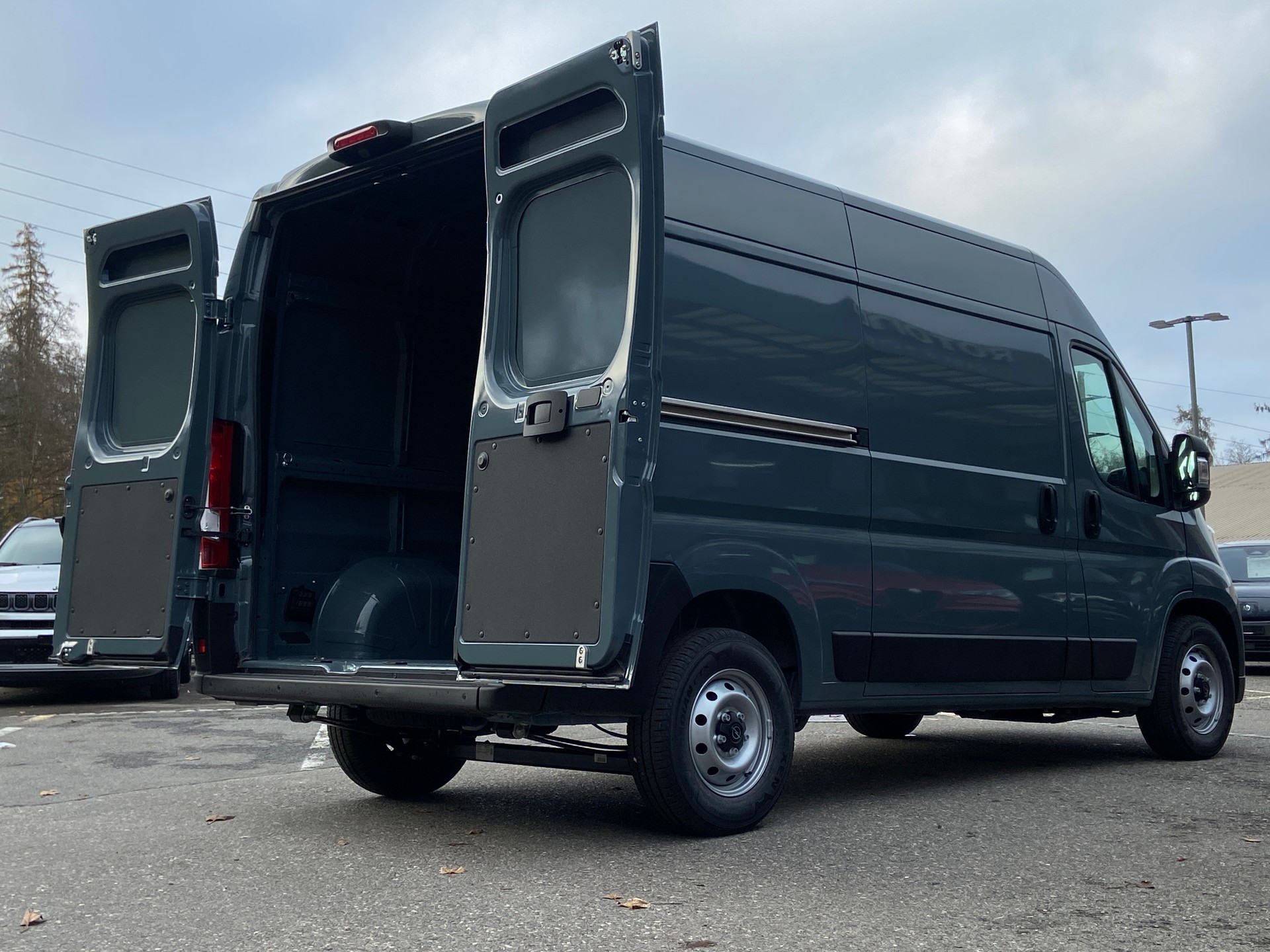 OPEL Movano 2.2 d 3,5t L2H2 Automat-showroom-element-3