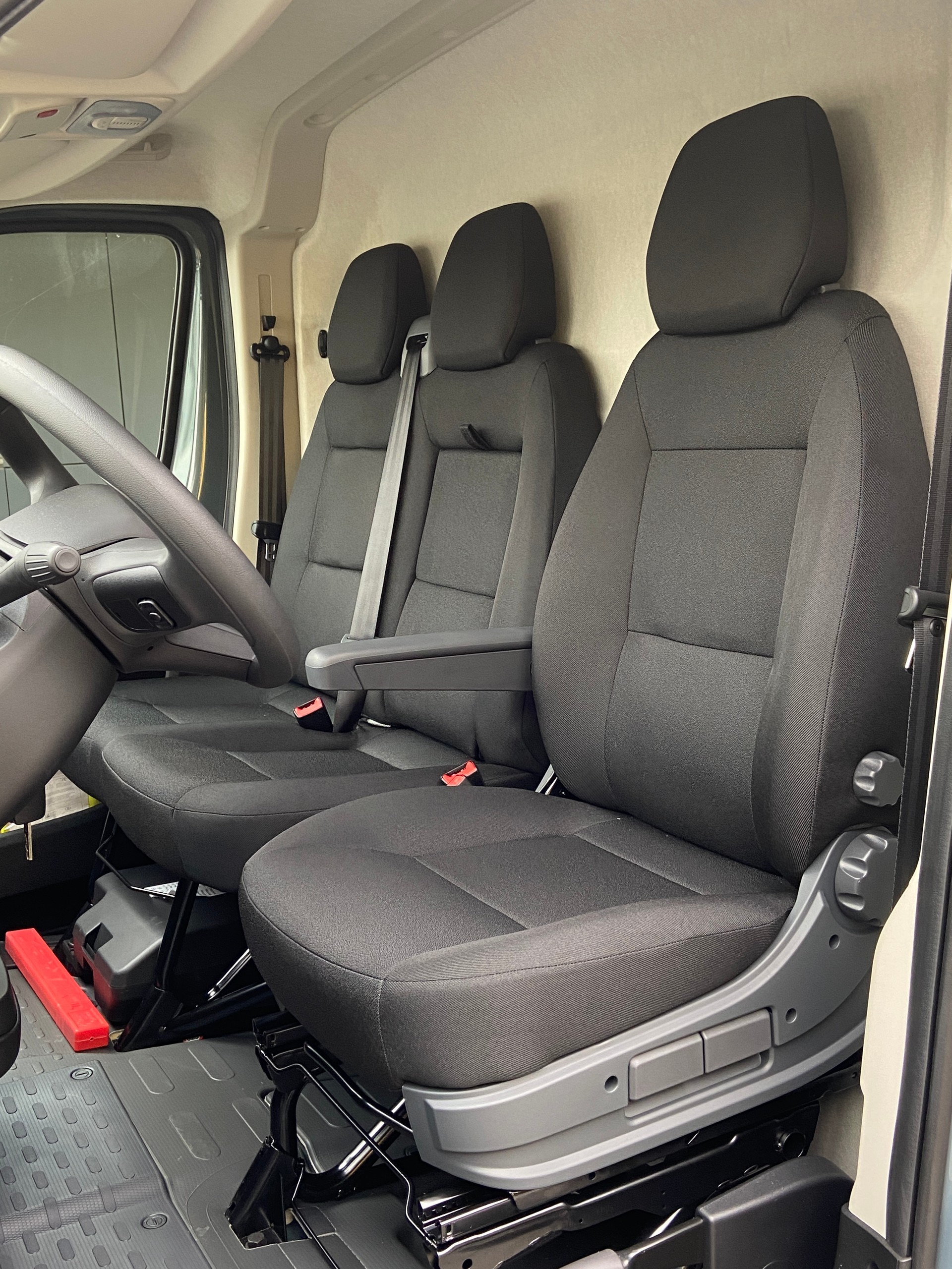 OPEL Movano 2.2 d 3,5t L2H2 Automat-image-8