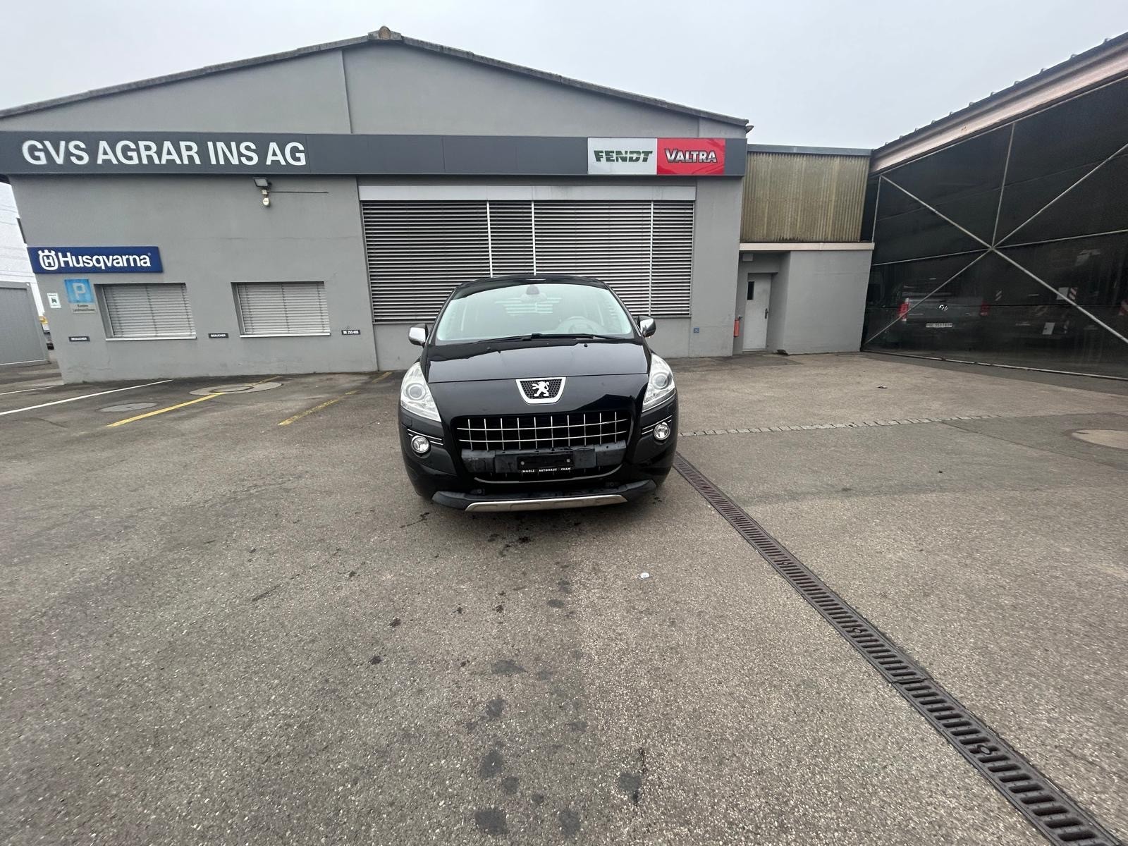 PEUGEOT 3008 1.6 16V T Allure Tiptronic-image-2