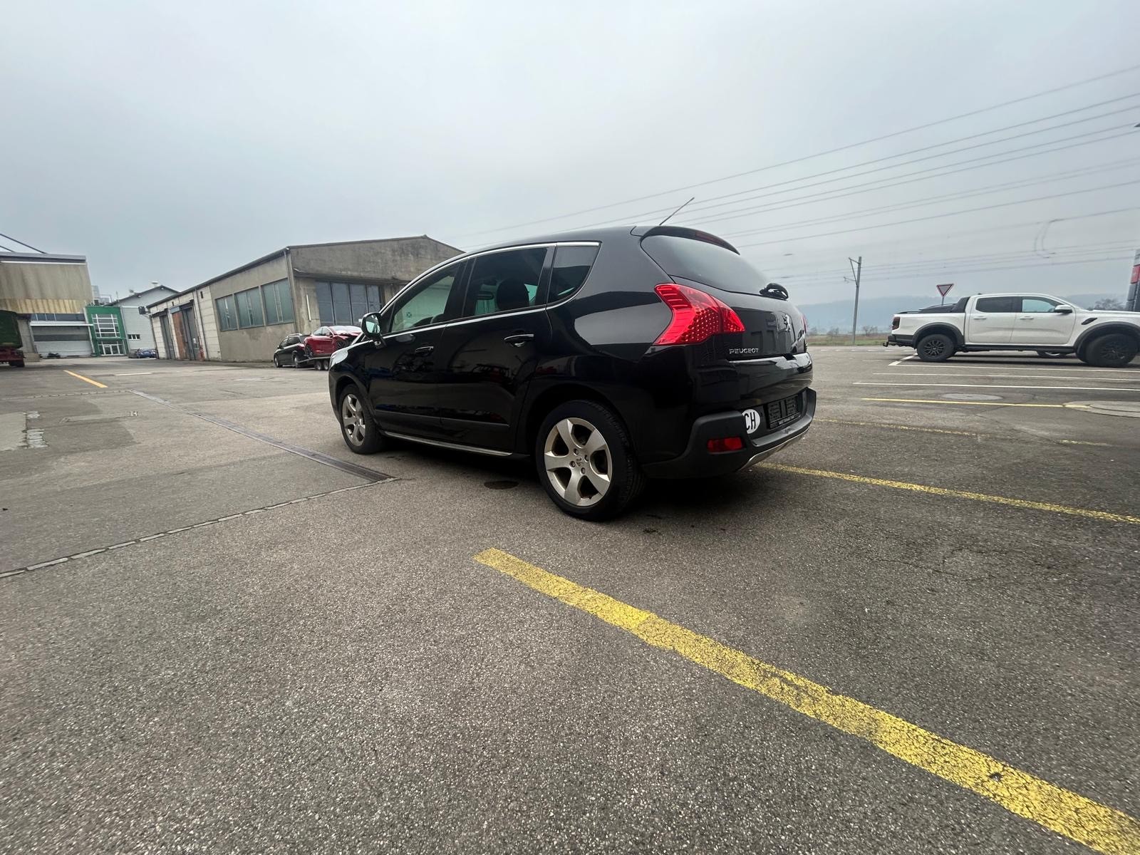 PEUGEOT 3008 1.6 16V T Allure Tiptronic-image-5