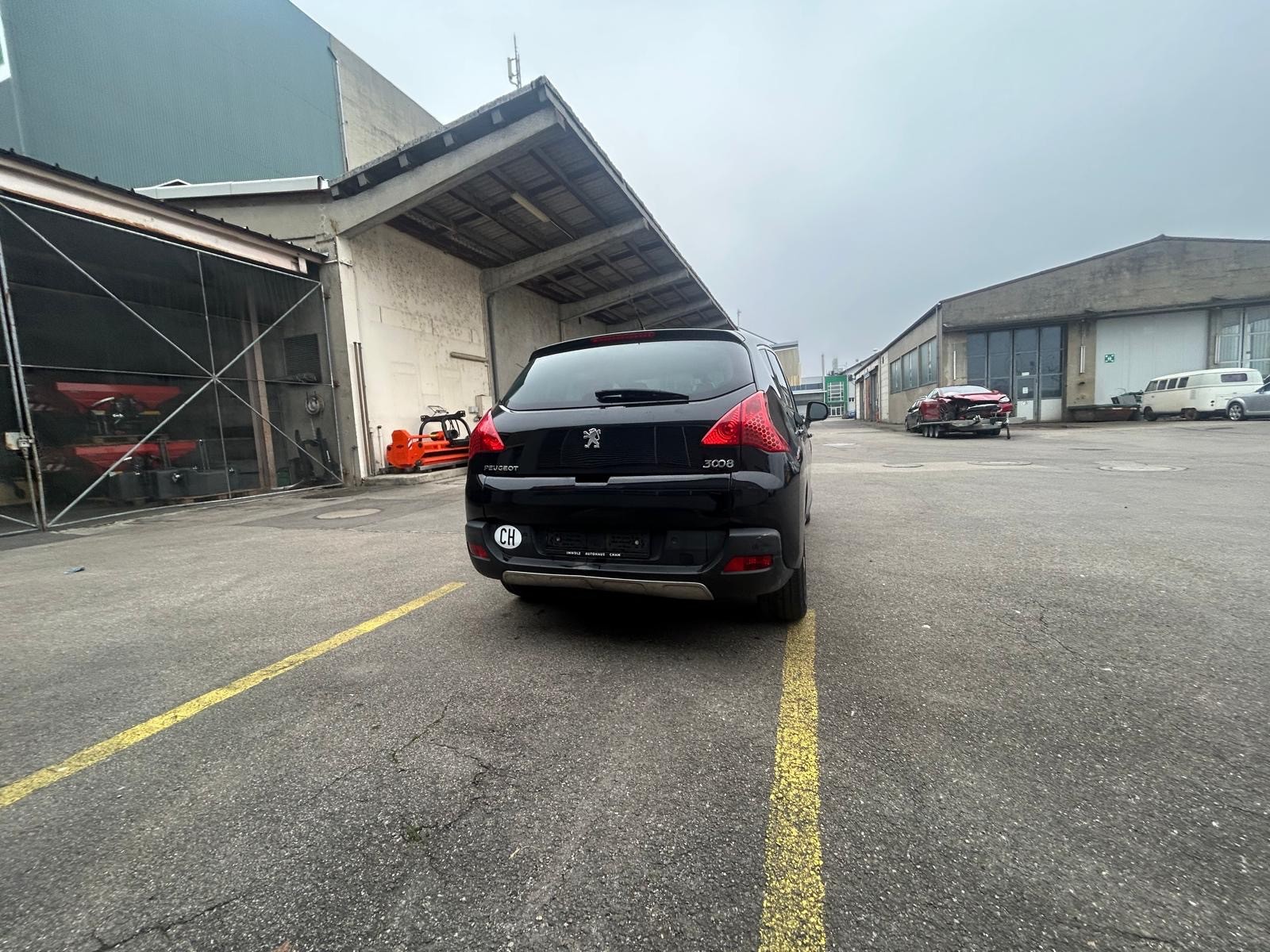 PEUGEOT 3008 1.6 16V T Allure Tiptronic-image-4