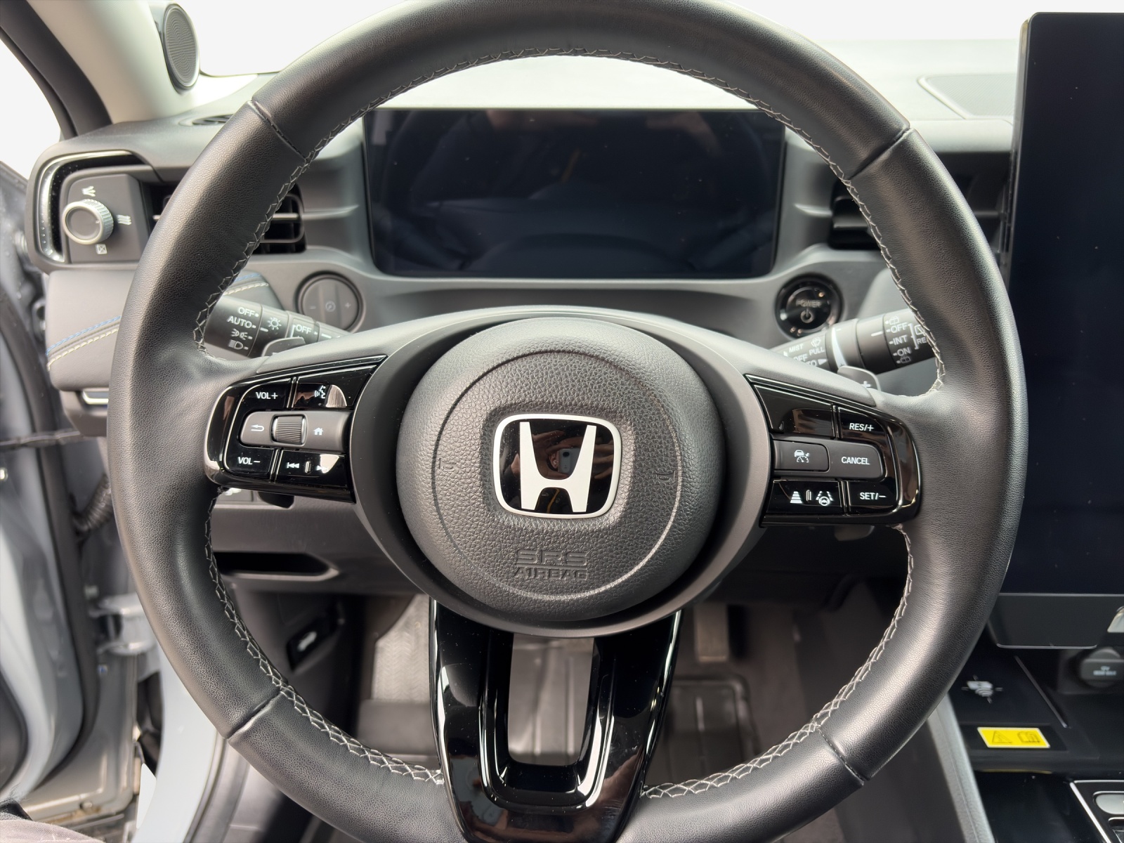 HONDA Ny1 Advance-image-9