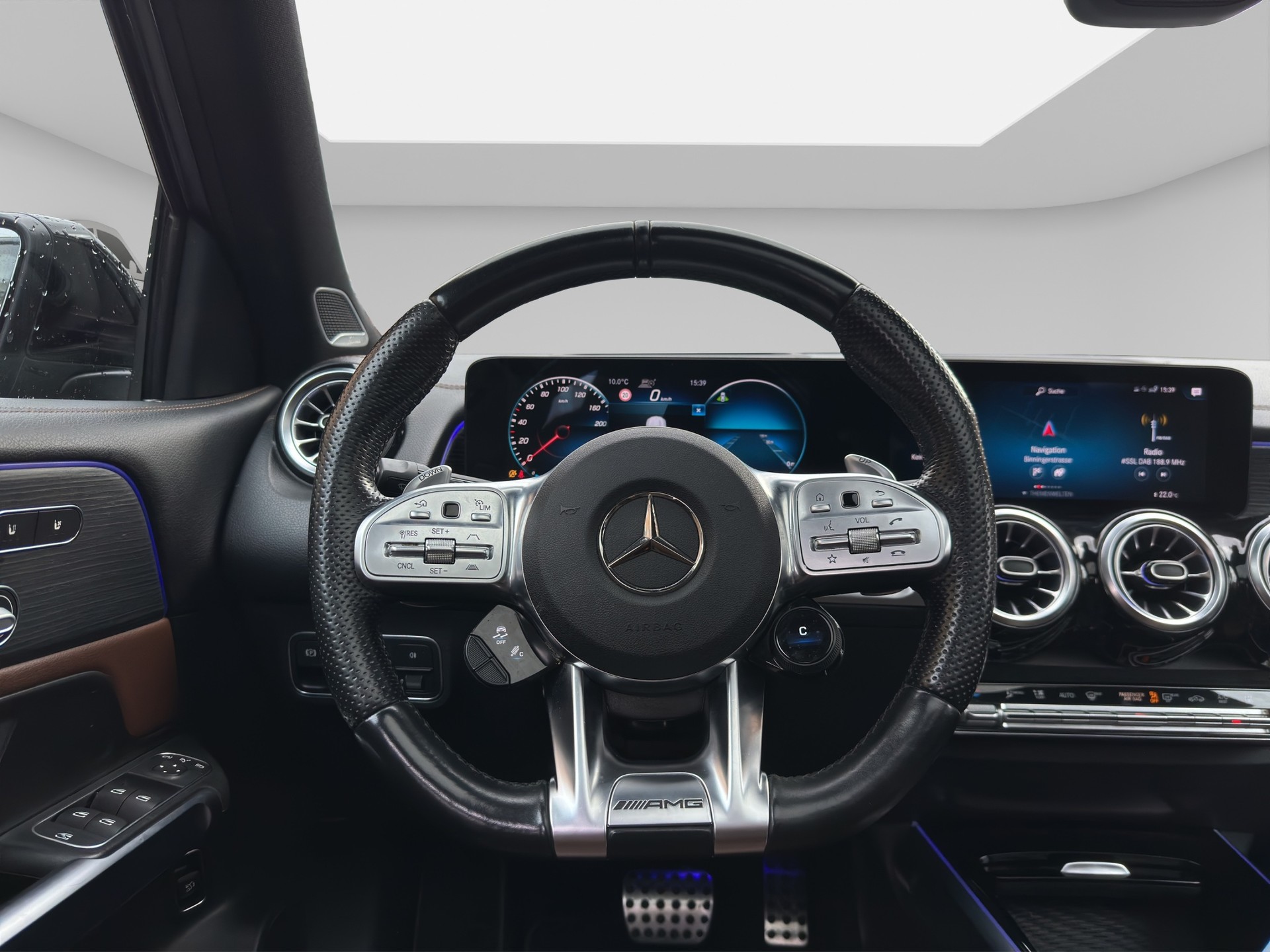 MERCEDES-BENZ GLB 35 AMG 4Matic 8G-Tronic-image-9