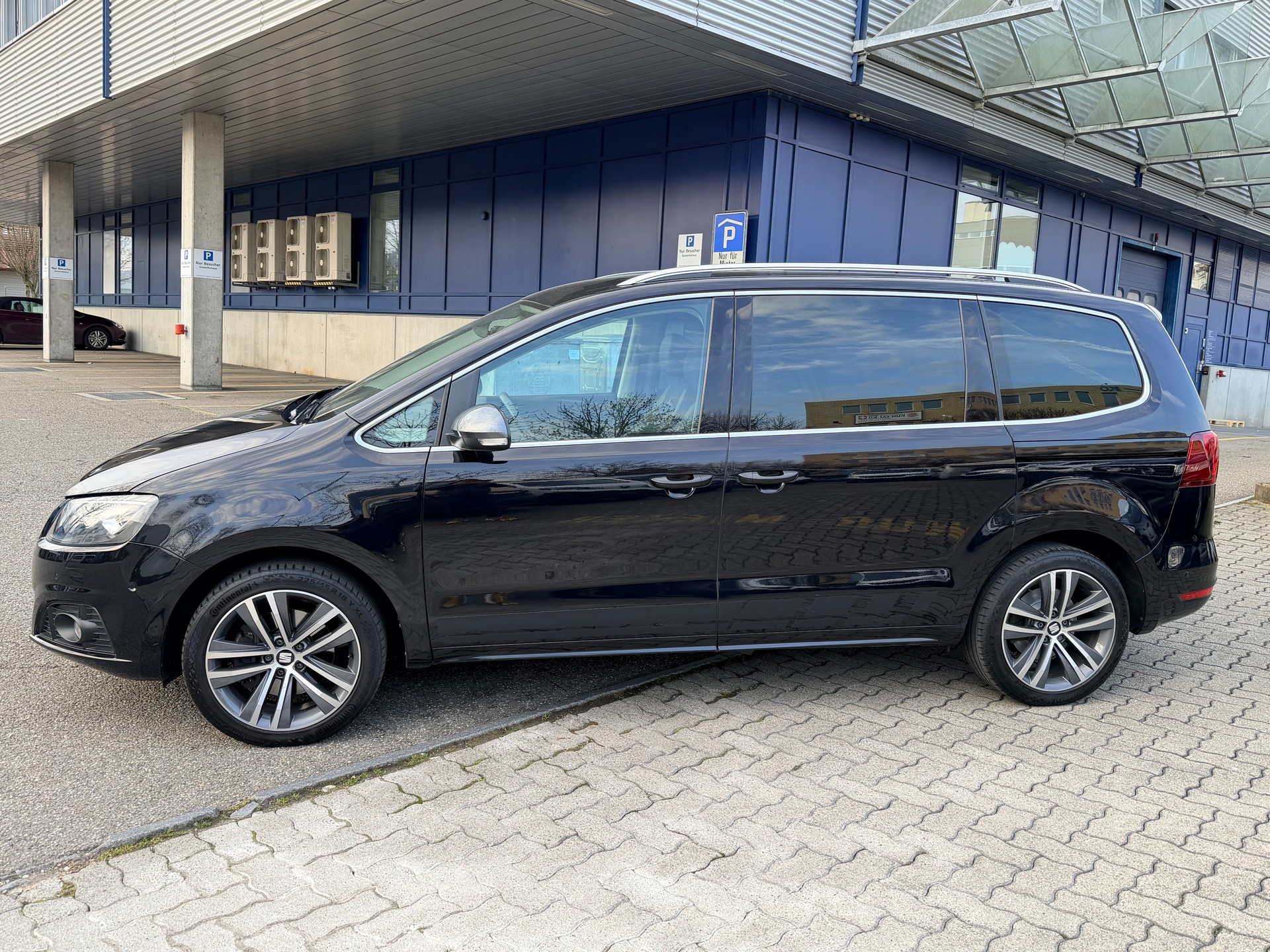 SEAT Alhambra 1.4 TSI SWISS FR-LINE 7 SITZER-image-4