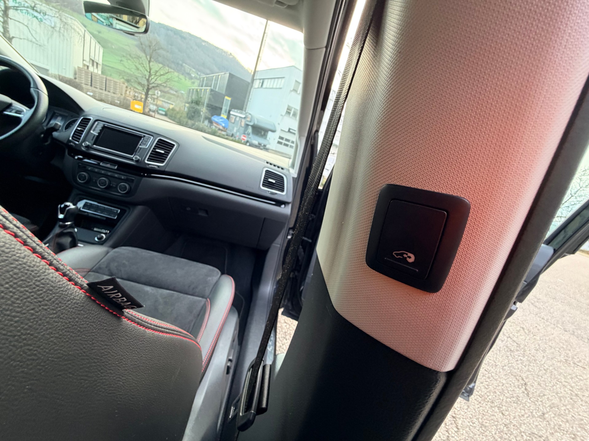 SEAT Alhambra 1.4 TSI SWISS FR-LINE 7 SITZER-image-11