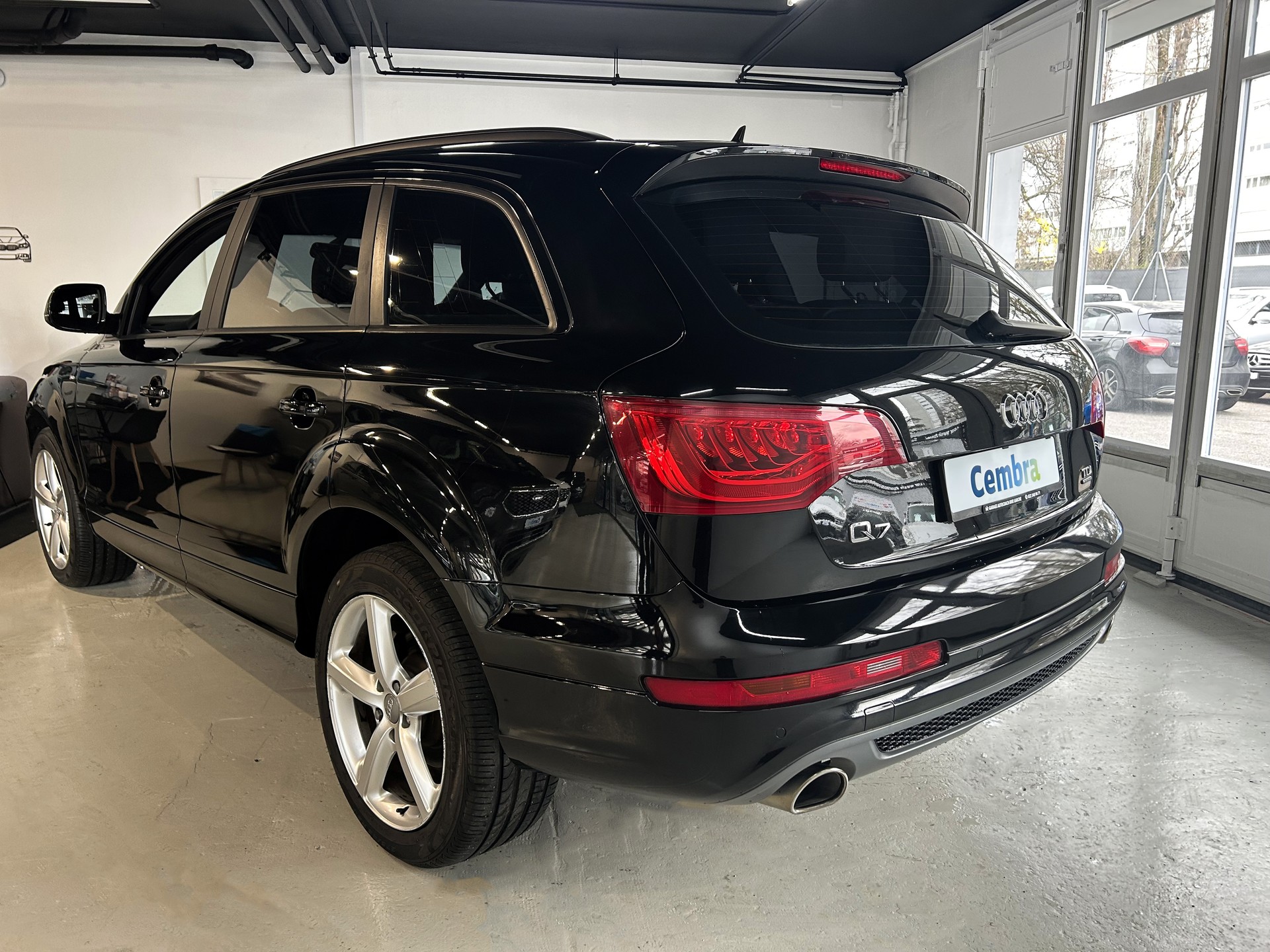 AUDI Q7 3.0 TDI quattro tiptronic-image-10