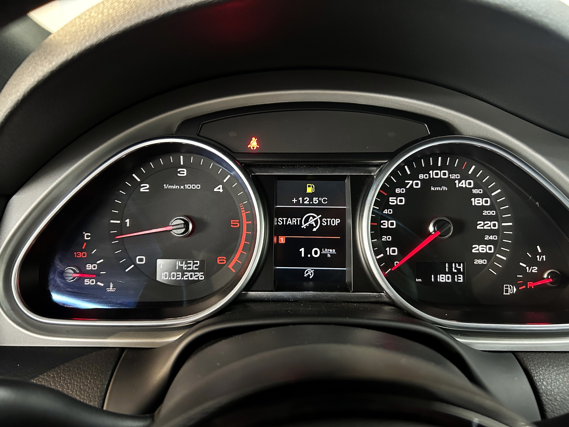 AUDI Q7 3.0 TDI quattro tiptronic-image-17