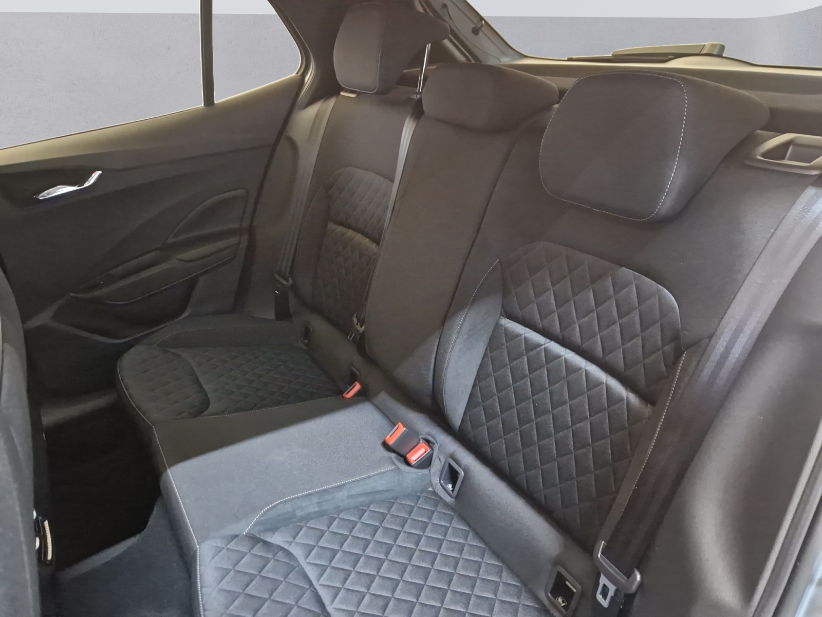 SKODA Fabia 1.0 TSI Dynamic DSG-image-12