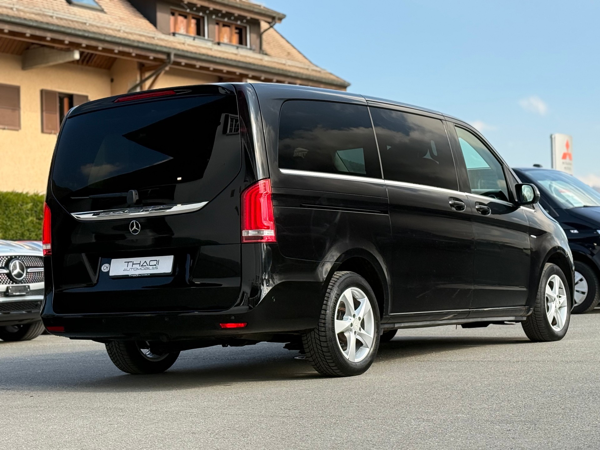 MERCEDES-BENZ V 250 d Avantgarde lang 4Matic 7G-Tronic-image-9