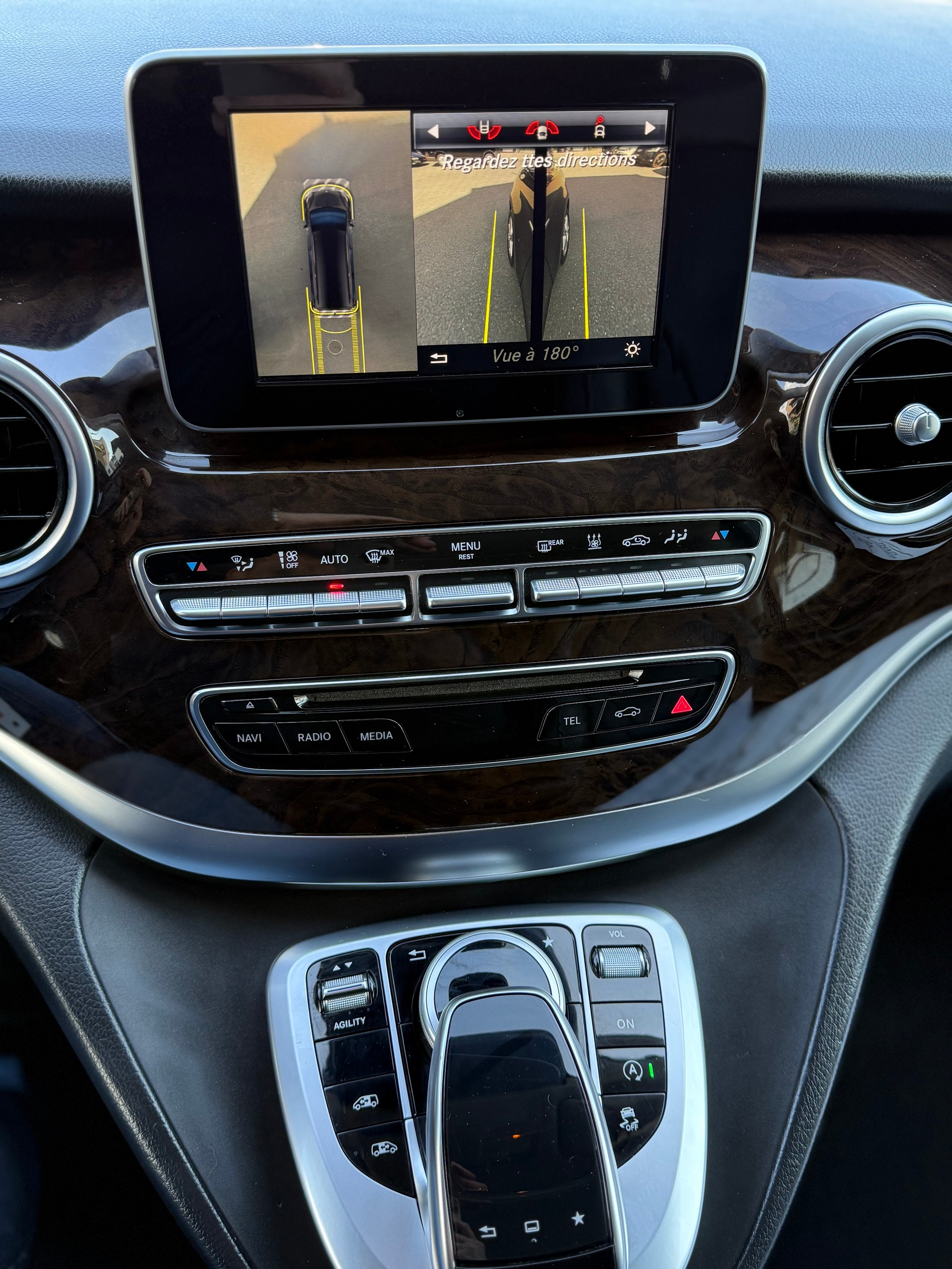 MERCEDES-BENZ V 250 d Avantgarde lang 4Matic 7G-Tronic-image-28