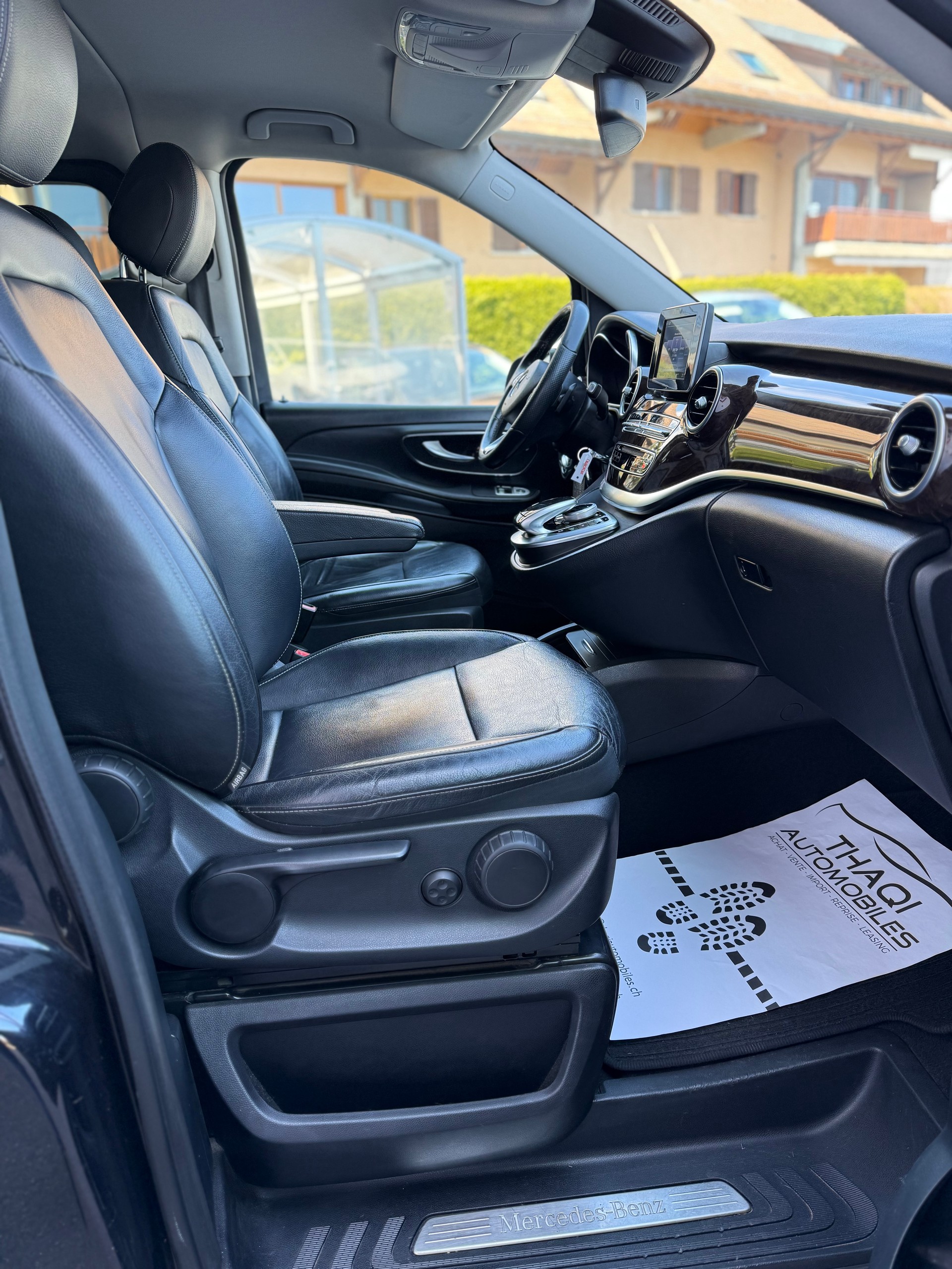 MERCEDES-BENZ V 250 d Avantgarde lang 4Matic 7G-Tronic-image-24