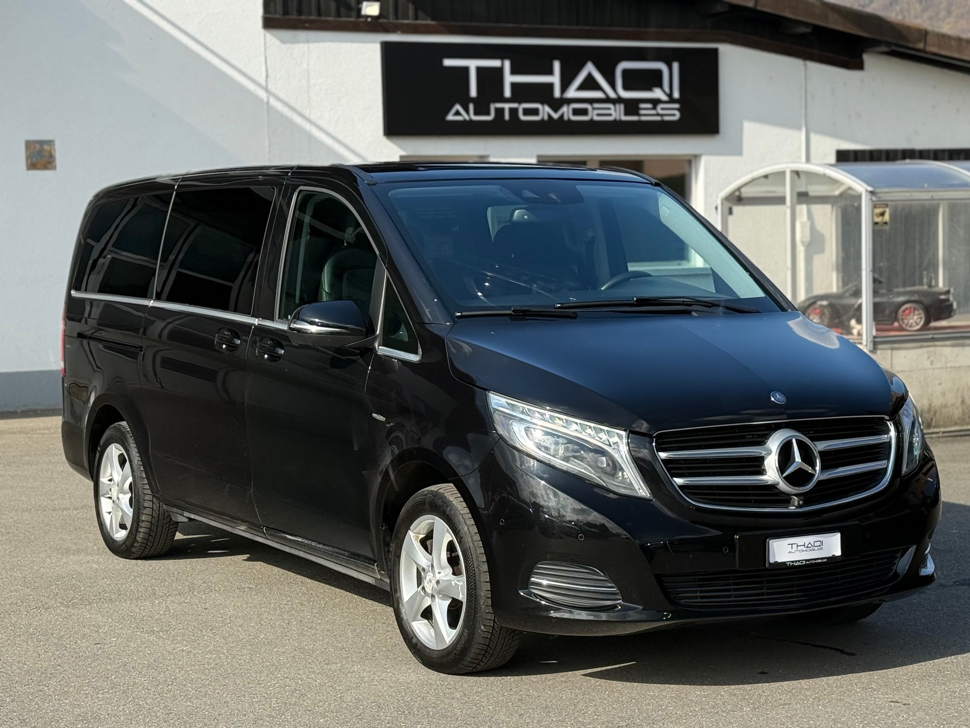MERCEDES-BENZ V 250 d Avantgarde lang 4Matic 7G-Tronic-image-10