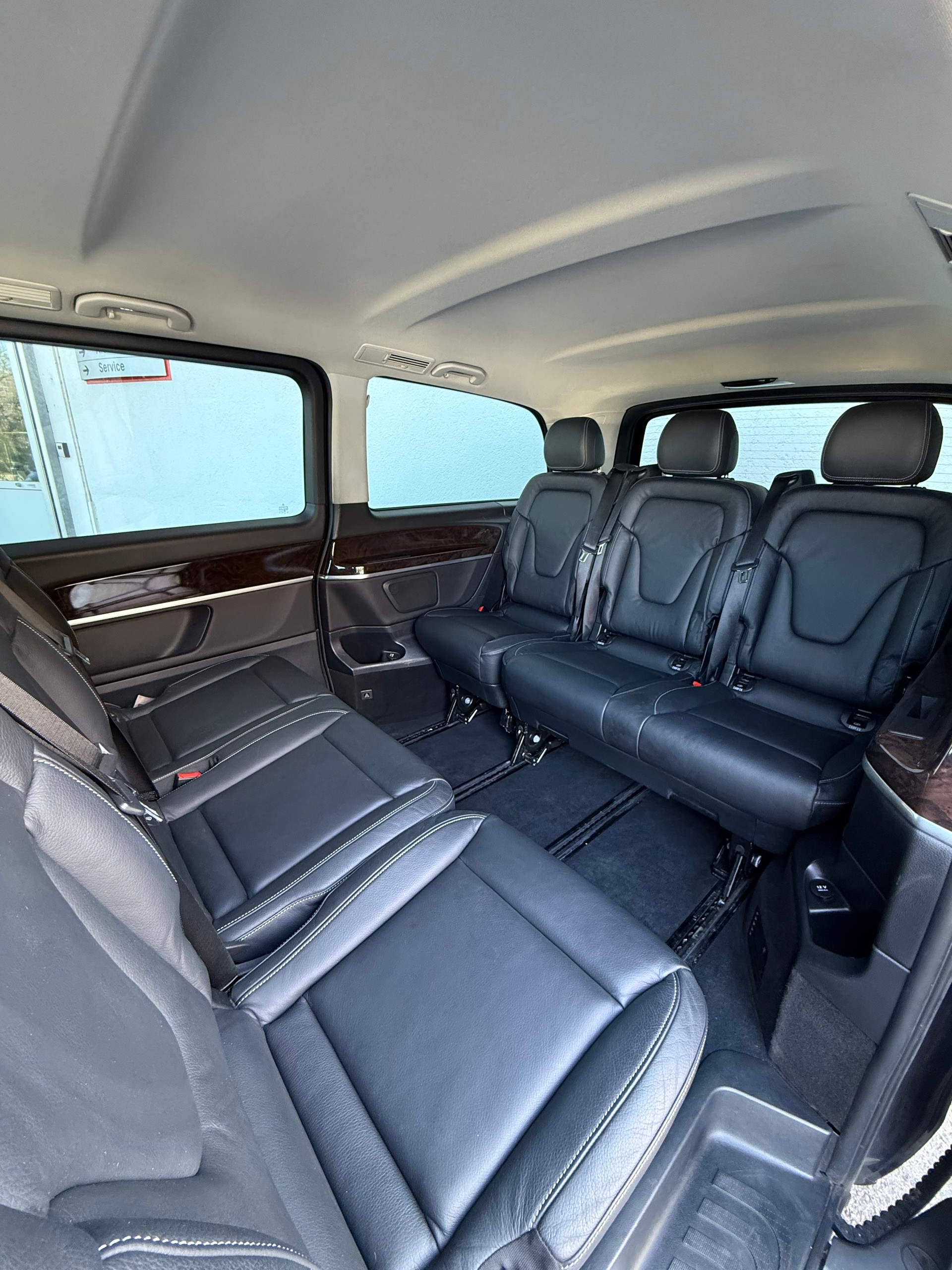 MERCEDES-BENZ V 250 d Avantgarde lang 4Matic 7G-Tronic-image-18