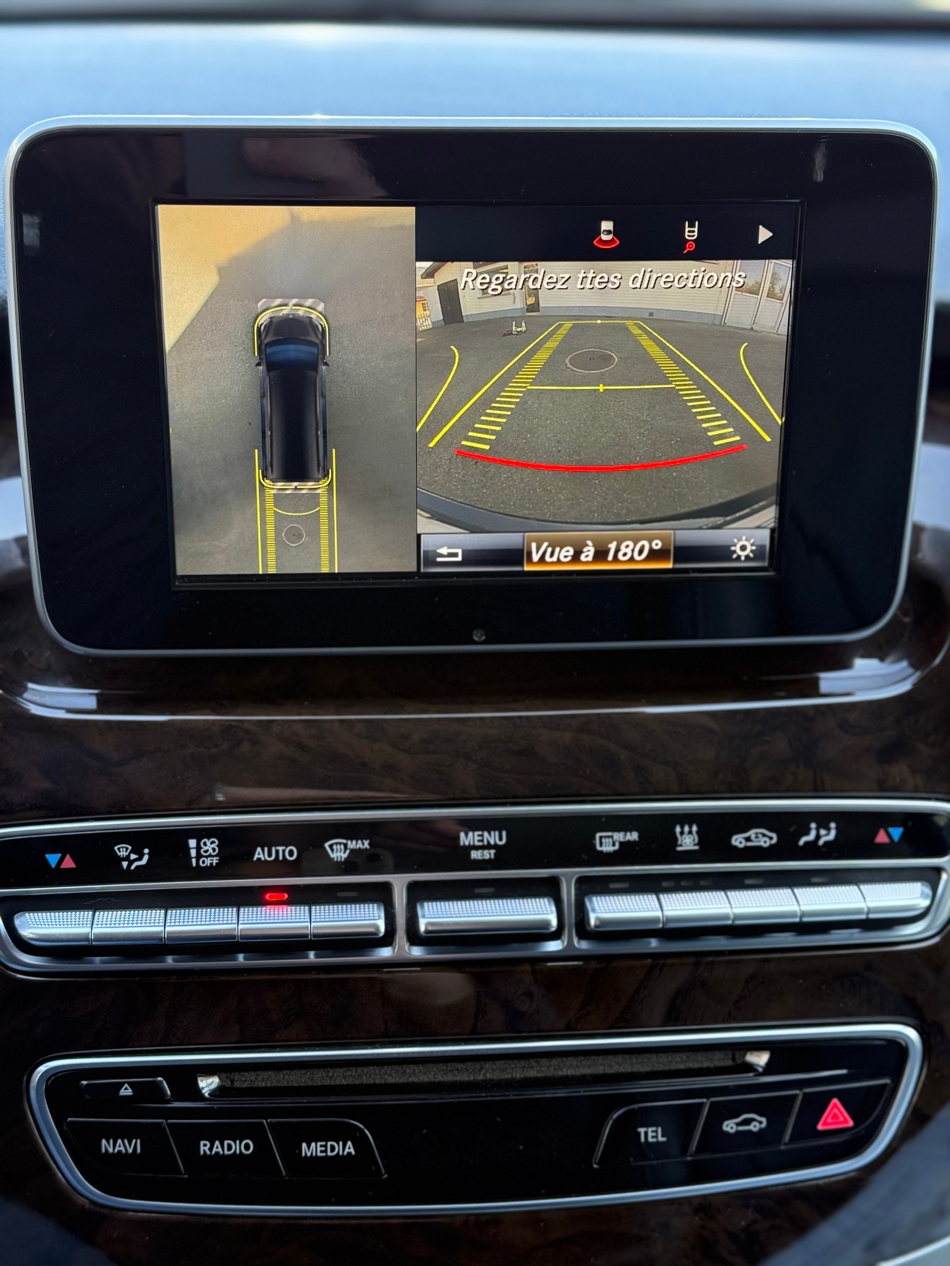 MERCEDES-BENZ V 250 d Avantgarde lang 4Matic 7G-Tronic-image-27