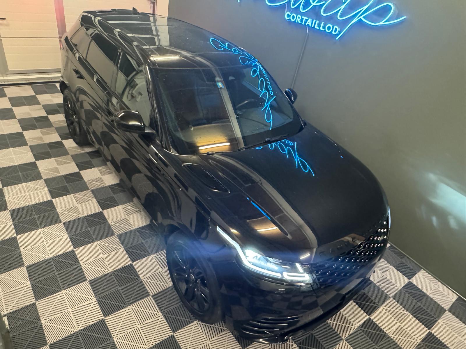 LAND ROVER Range Rover Velar R-Dynamic P 250 SE Automatic-image-5