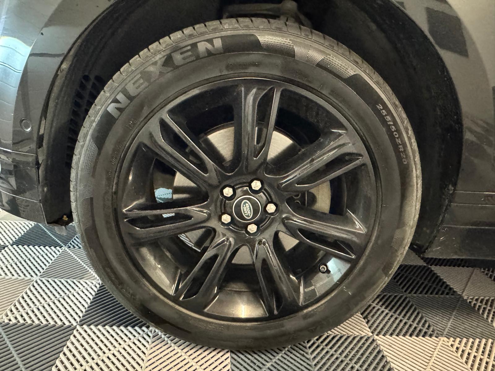 LAND ROVER Range Rover Velar R-Dynamic P 250 SE Automatic-image-27