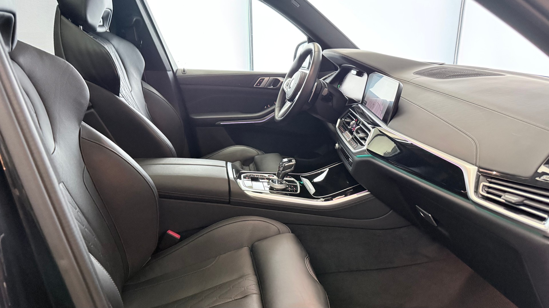BMW X5 40d xDrive SAG-image-24