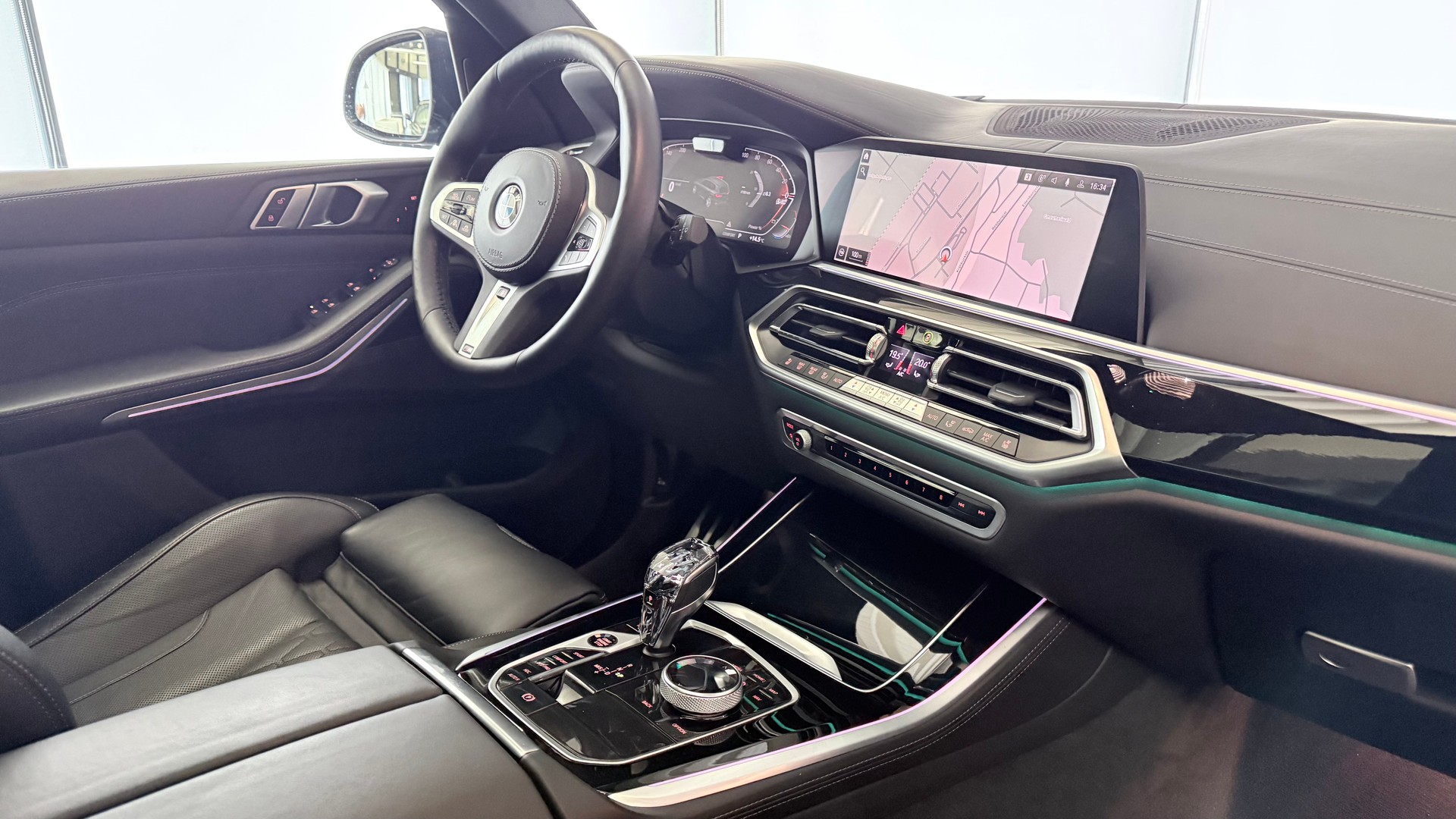 BMW X5 40d xDrive SAG-image-25