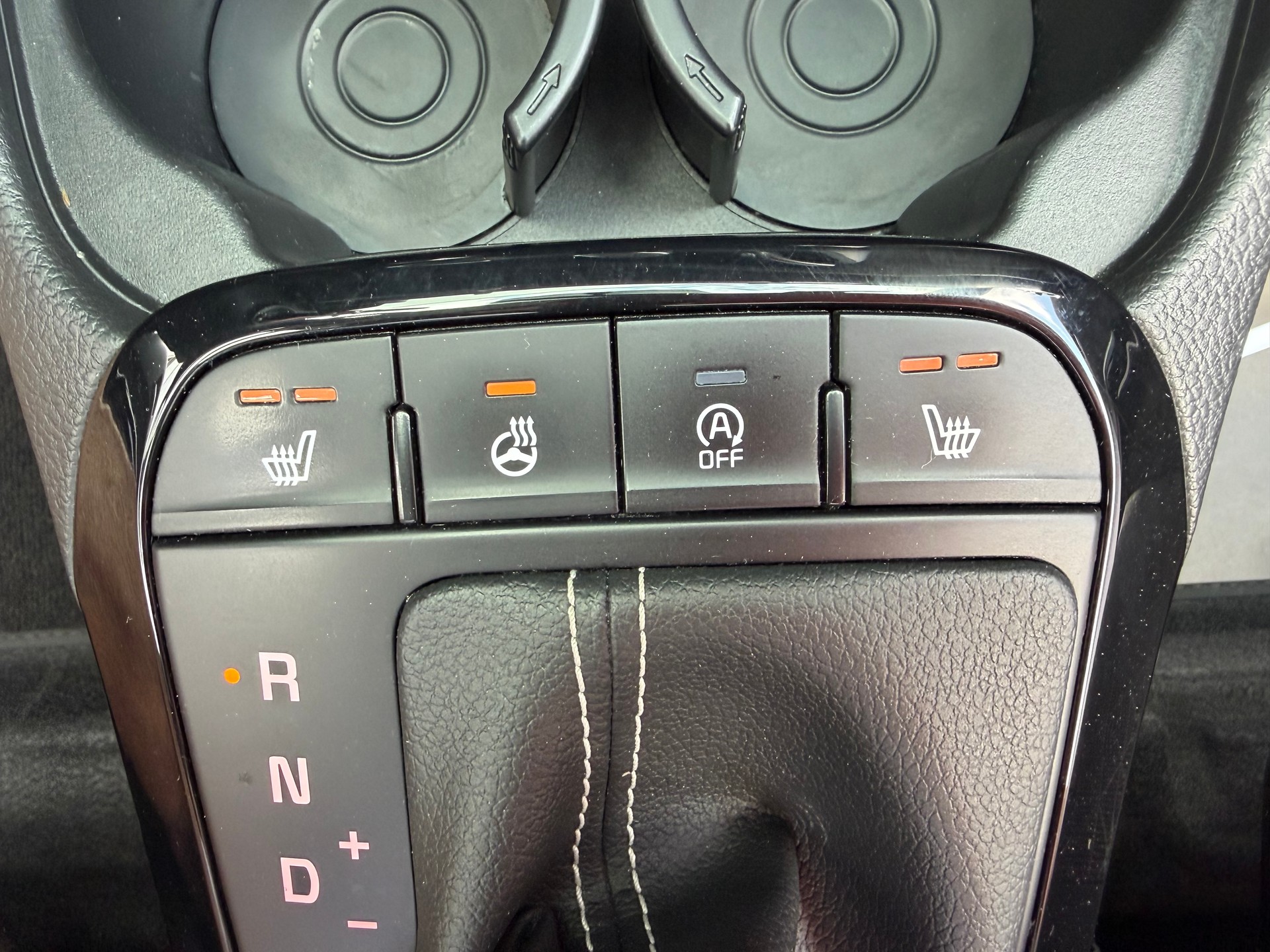 KIA Picante 1.0 CVVT "FIRST EDITION AUTOMAT" CH WAGEN. TOP AUSSTATTUNG. SO + WINTERPNEU NEU !! AB MFK. AB SERVICE. DAB RADIO.-image-12