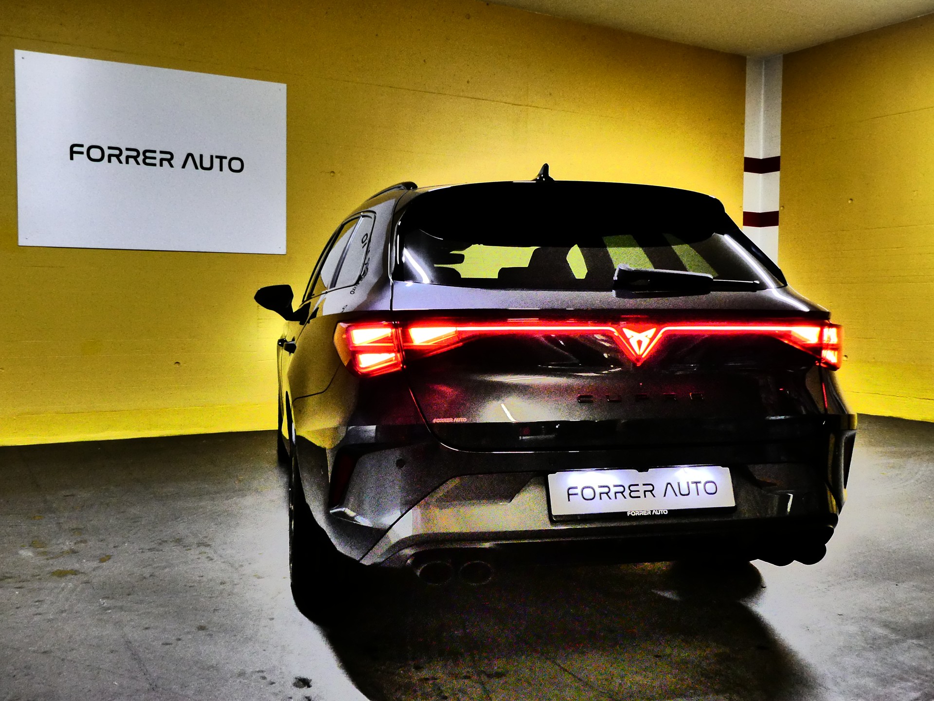 CUPRA LEON ST 2.0 TSI VZ DSG 4Drive-image-5
