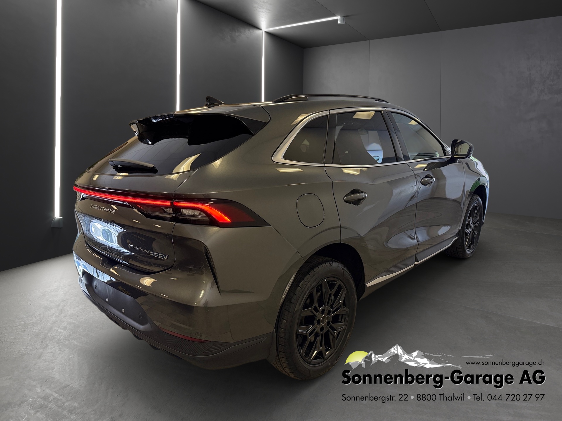 FORTHING 5 REEV 32kWh-showroom-element-2