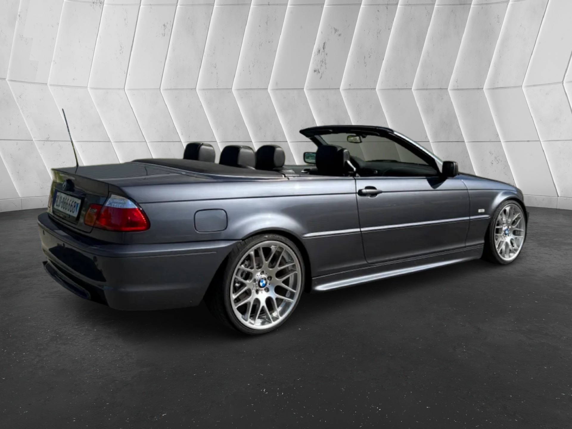 BMW 325Ci Cabriolet-image-7