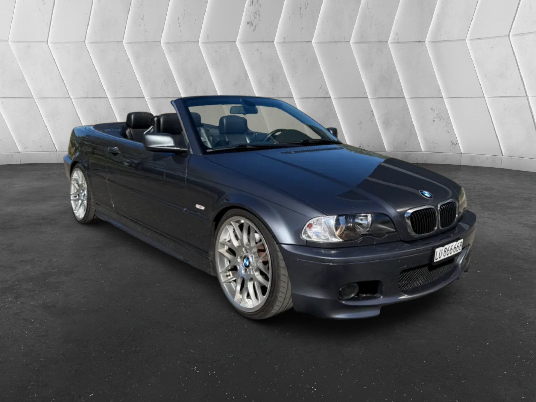 BMW 325Ci Cabriolet-image-3