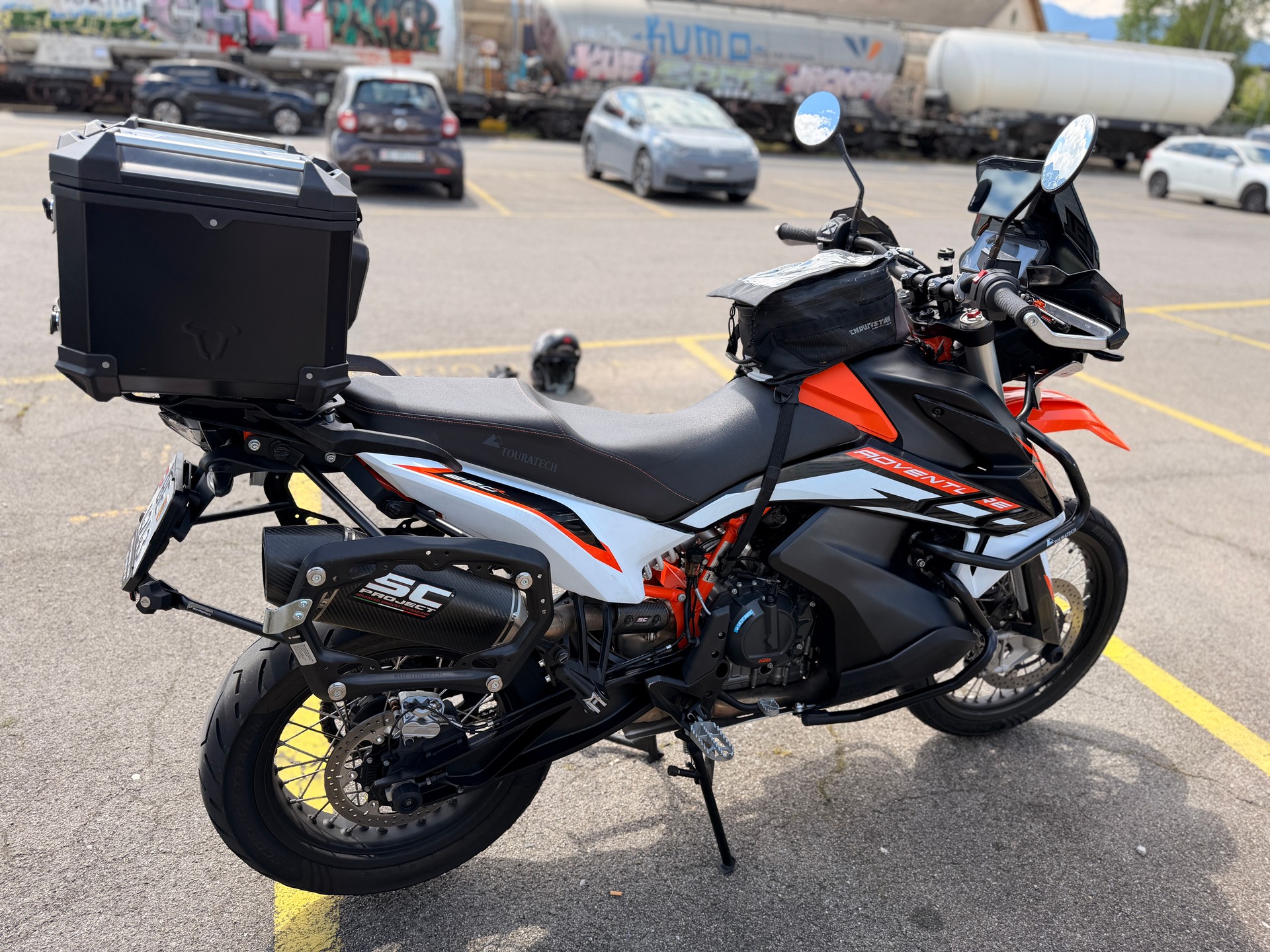 KTM 890 Adventure R-image-2