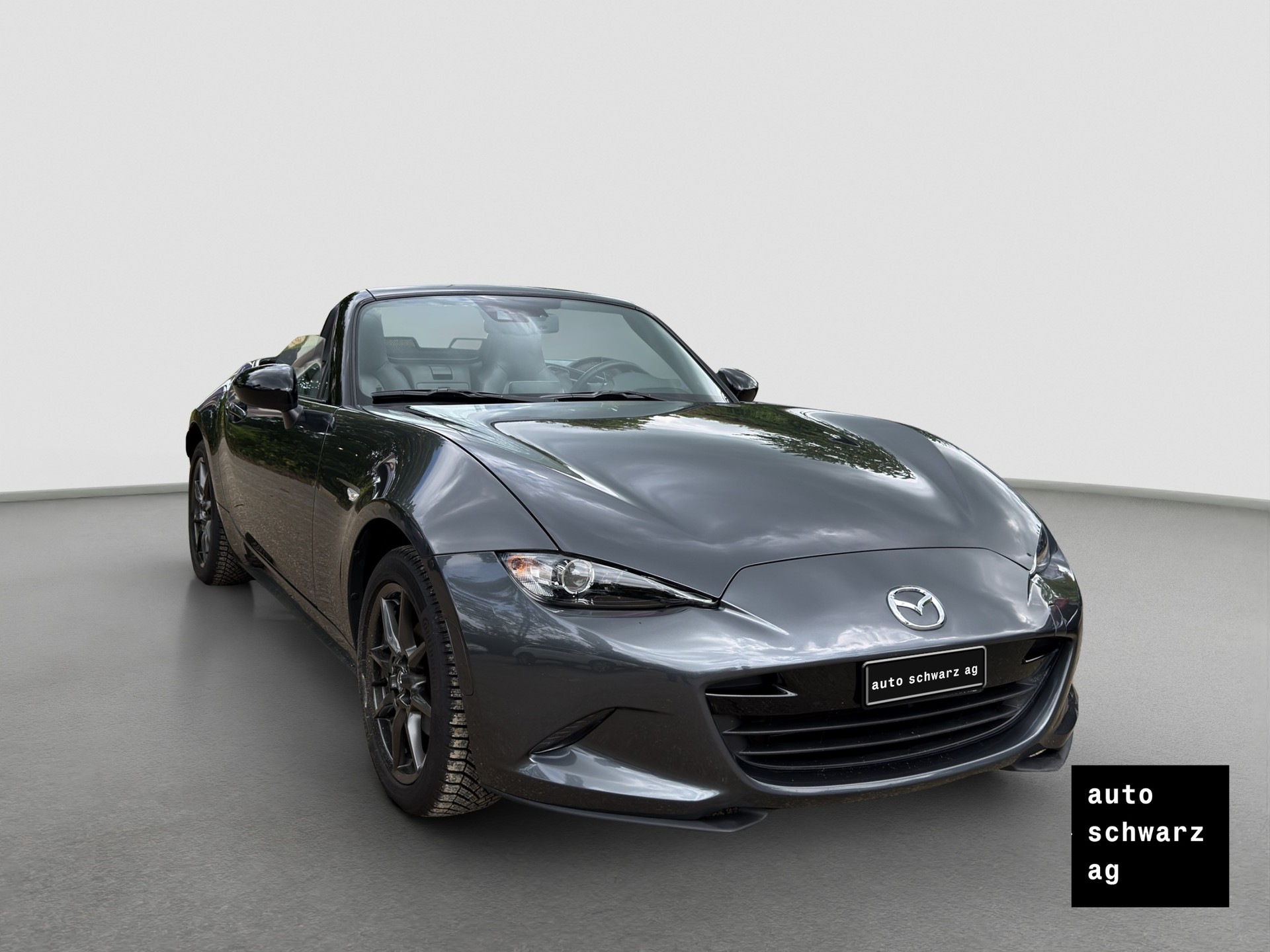 MAZDA MX-5 SKYACTIV-G 131 Revolution-showroom-element-2