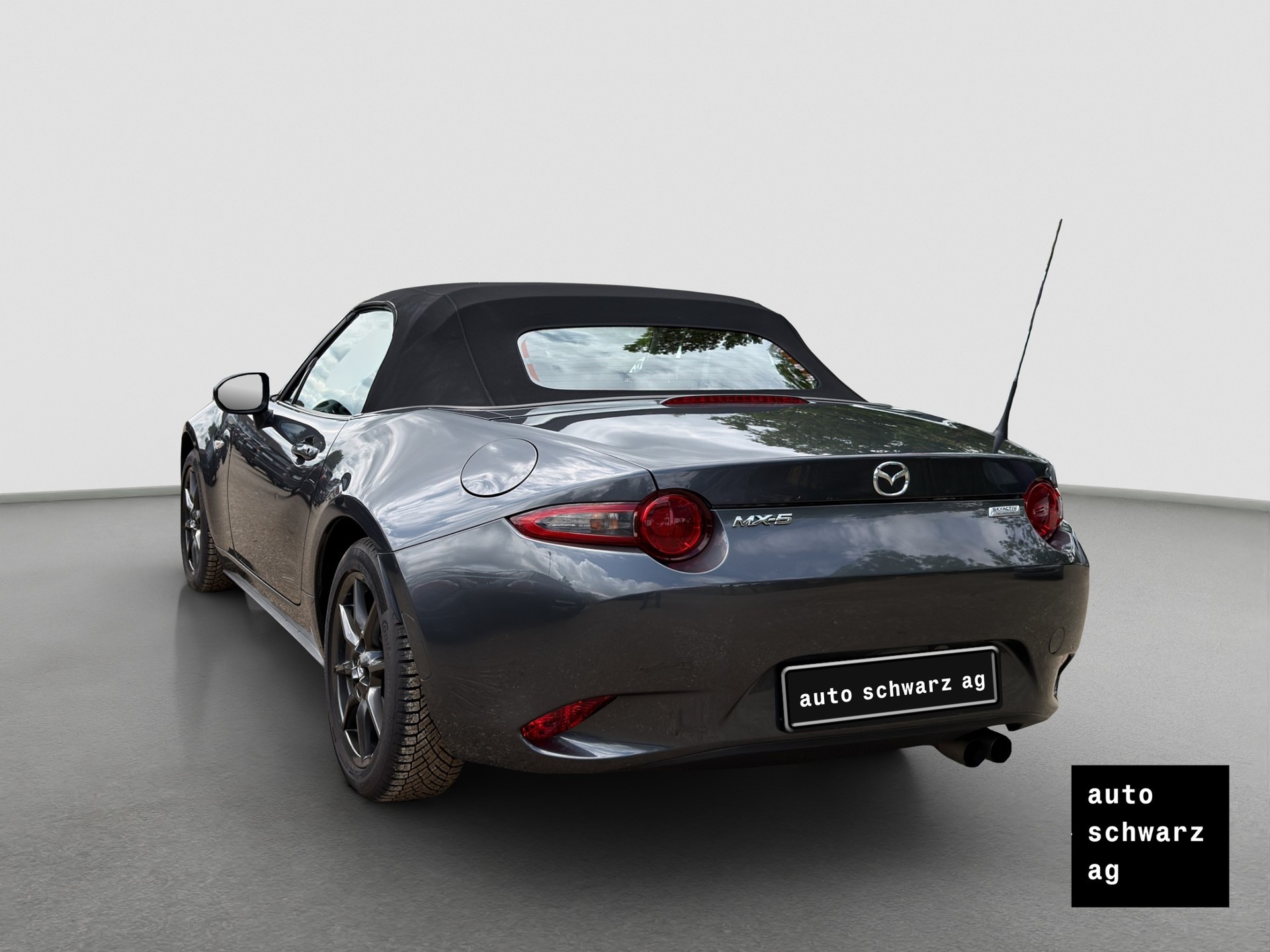 MAZDA MX-5 SKYACTIV-G 131 Revolution-image-16