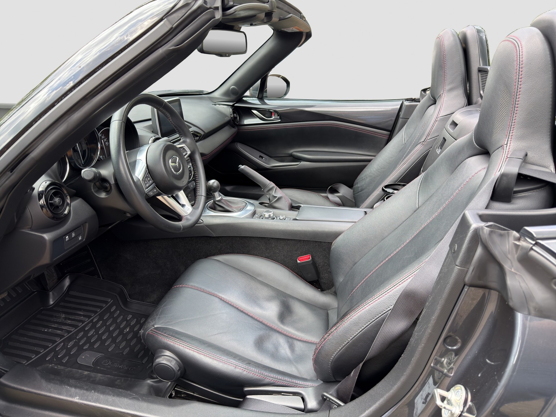 MAZDA MX-5 SKYACTIV-G 131 Revolution-image-8