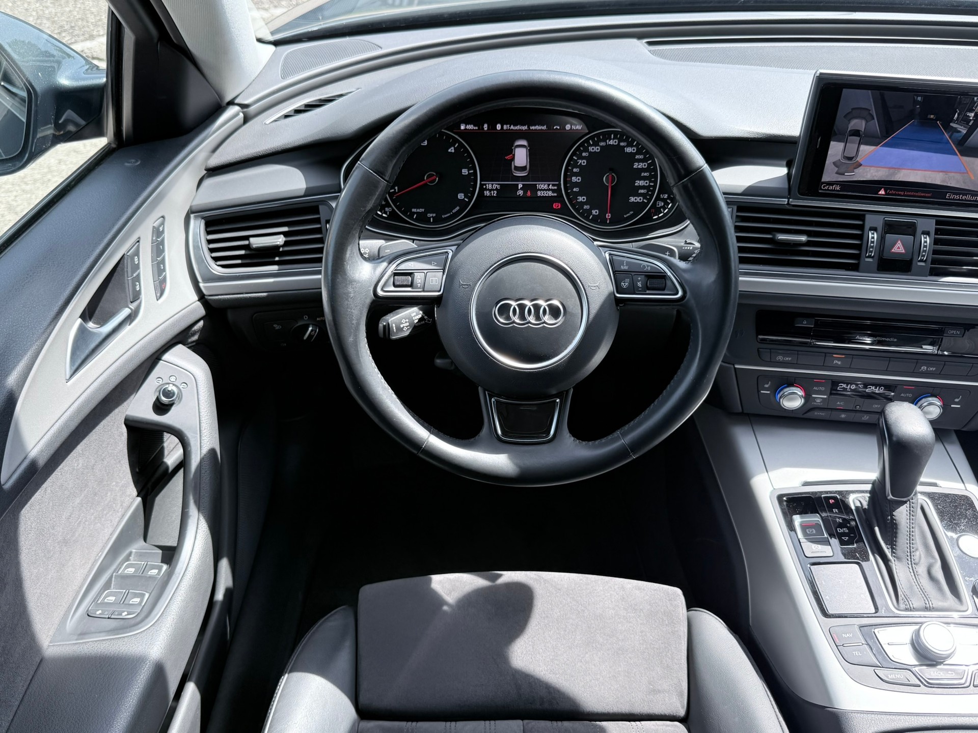 AUDI A6 Avant 2.0 TDI quattro S-tronic-image-10