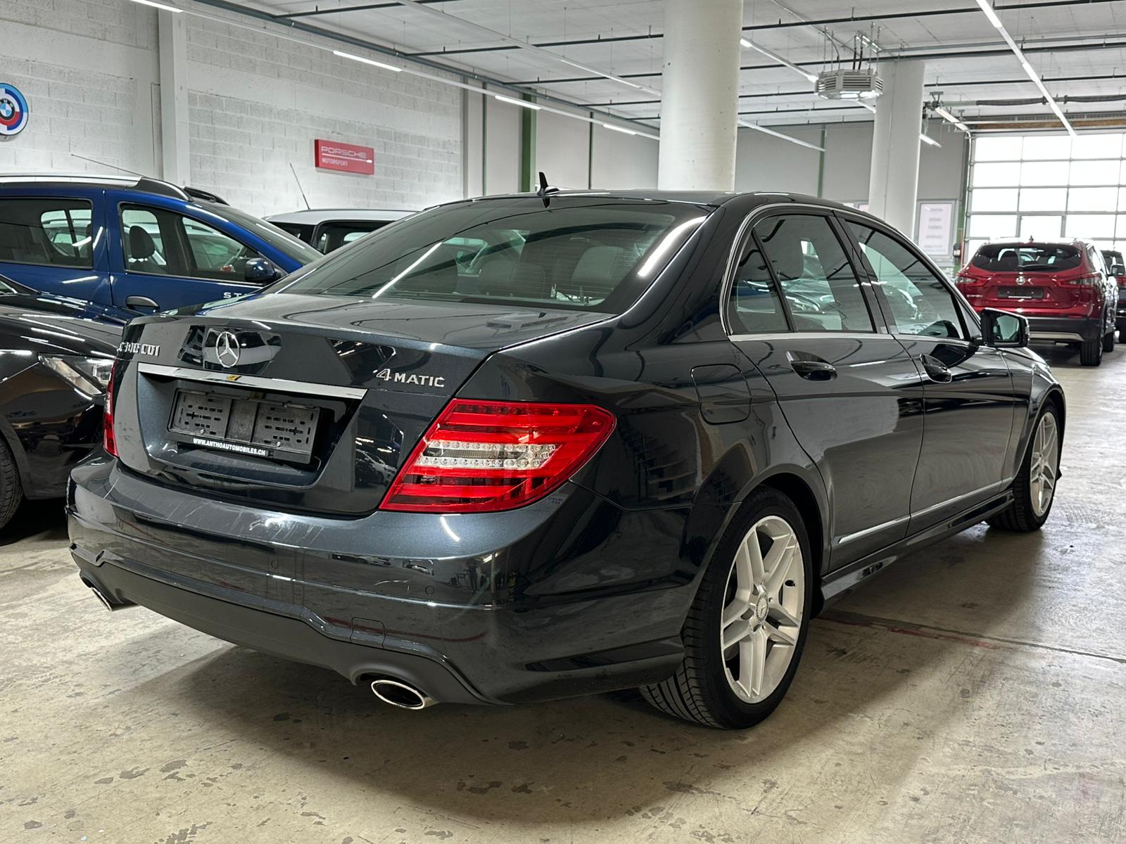 MERCEDES-BENZ C 300 CDI BlueEfficiency Elégance 4Matic 7G-Tronic-image-3