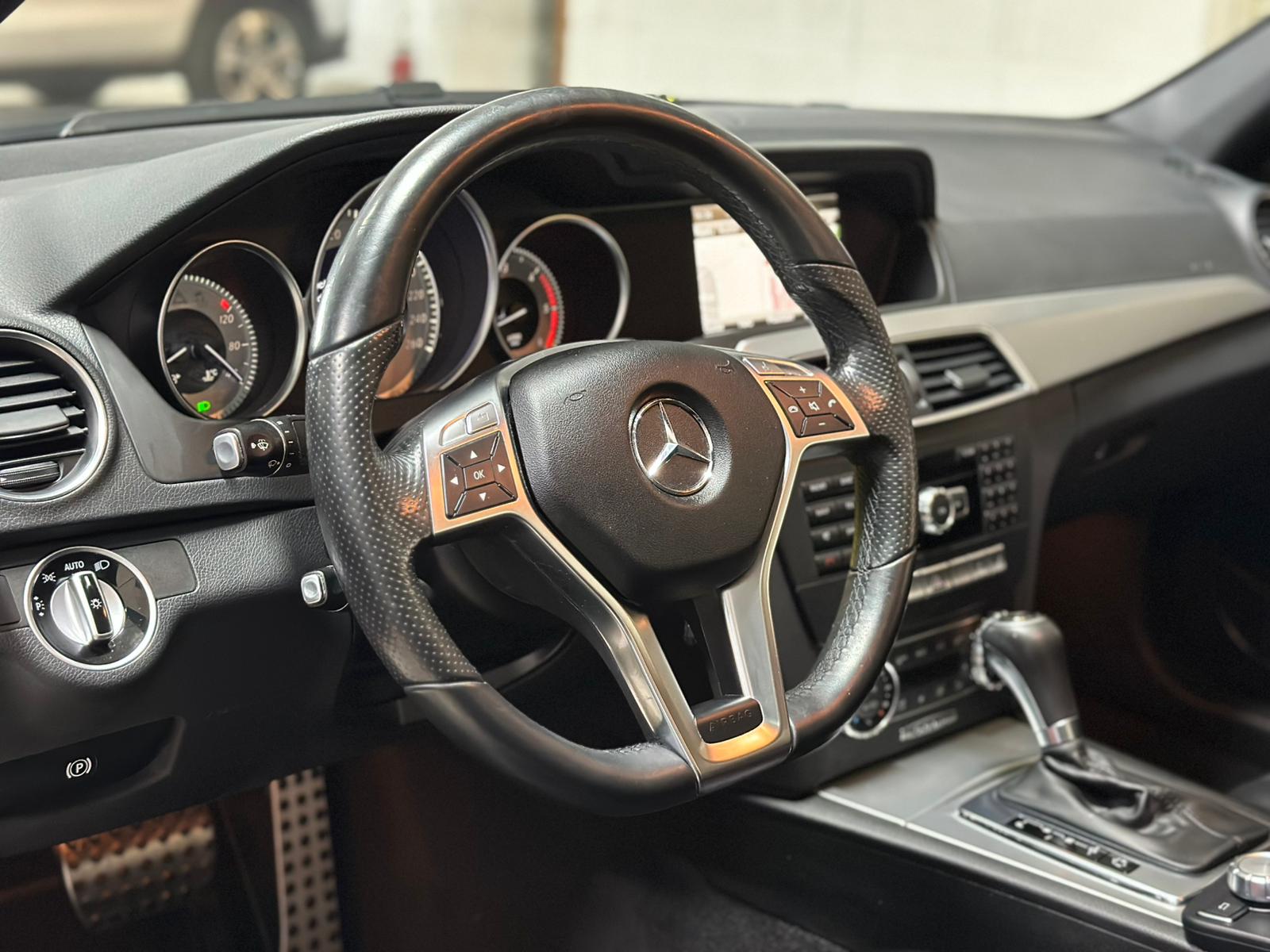 MERCEDES-BENZ C 300 CDI BlueEfficiency Elégance 4Matic 7G-Tronic-image-15