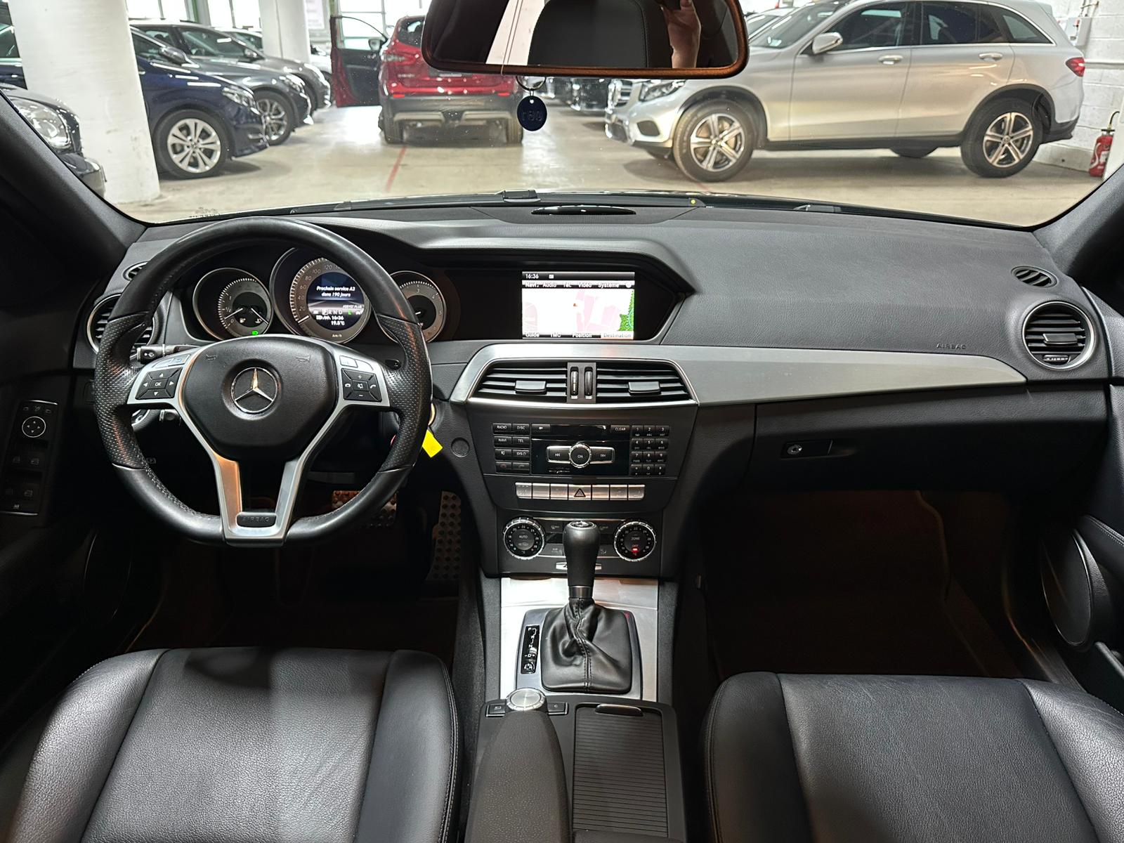 MERCEDES-BENZ C 300 CDI BlueEfficiency Elégance 4Matic 7G-Tronic-image-10