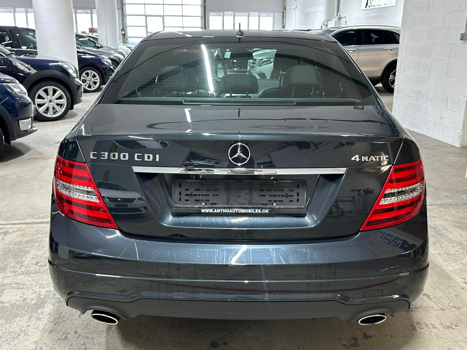 MERCEDES-BENZ C 300 CDI BlueEfficiency Elégance 4Matic 7G-Tronic-image-5