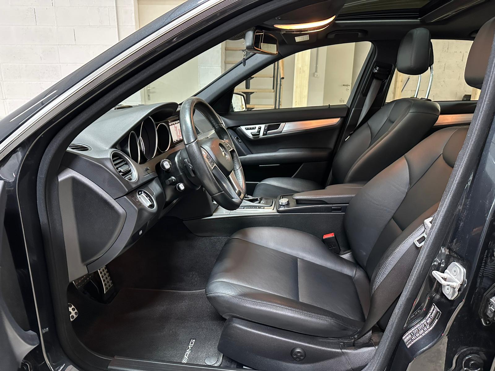 MERCEDES-BENZ C 300 CDI BlueEfficiency Elégance 4Matic 7G-Tronic-image-8