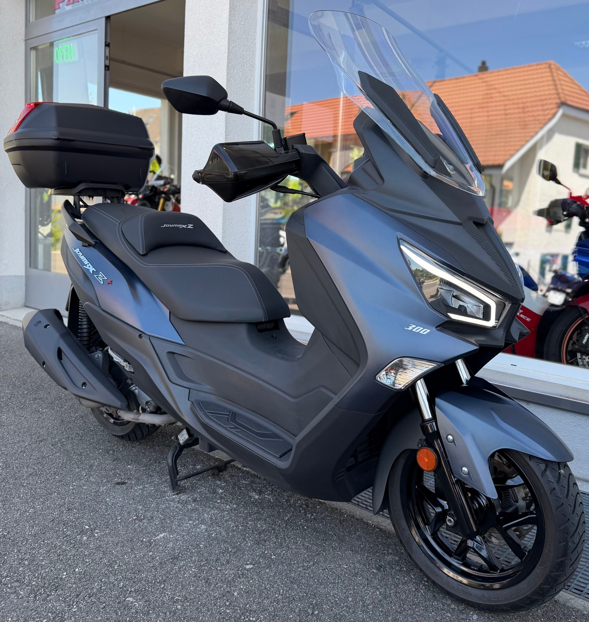 SYM Joymax-Z 300-image-9