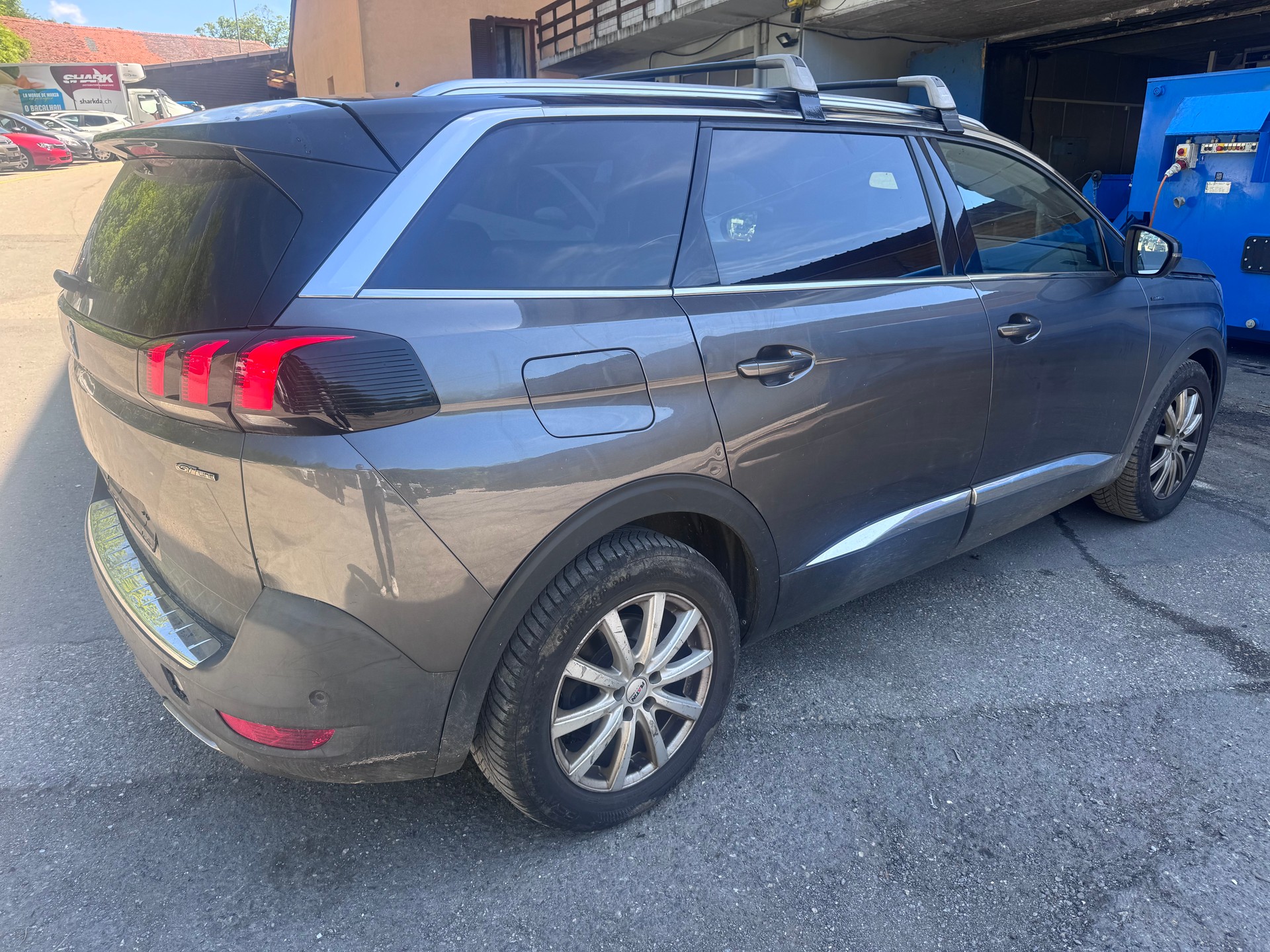 PEUGEOT 5008 1.6 THP GT Line EAT-image-4