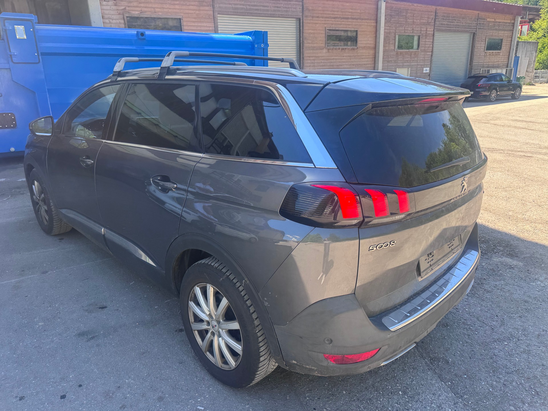 PEUGEOT 5008 1.6 THP GT Line EAT-image-5