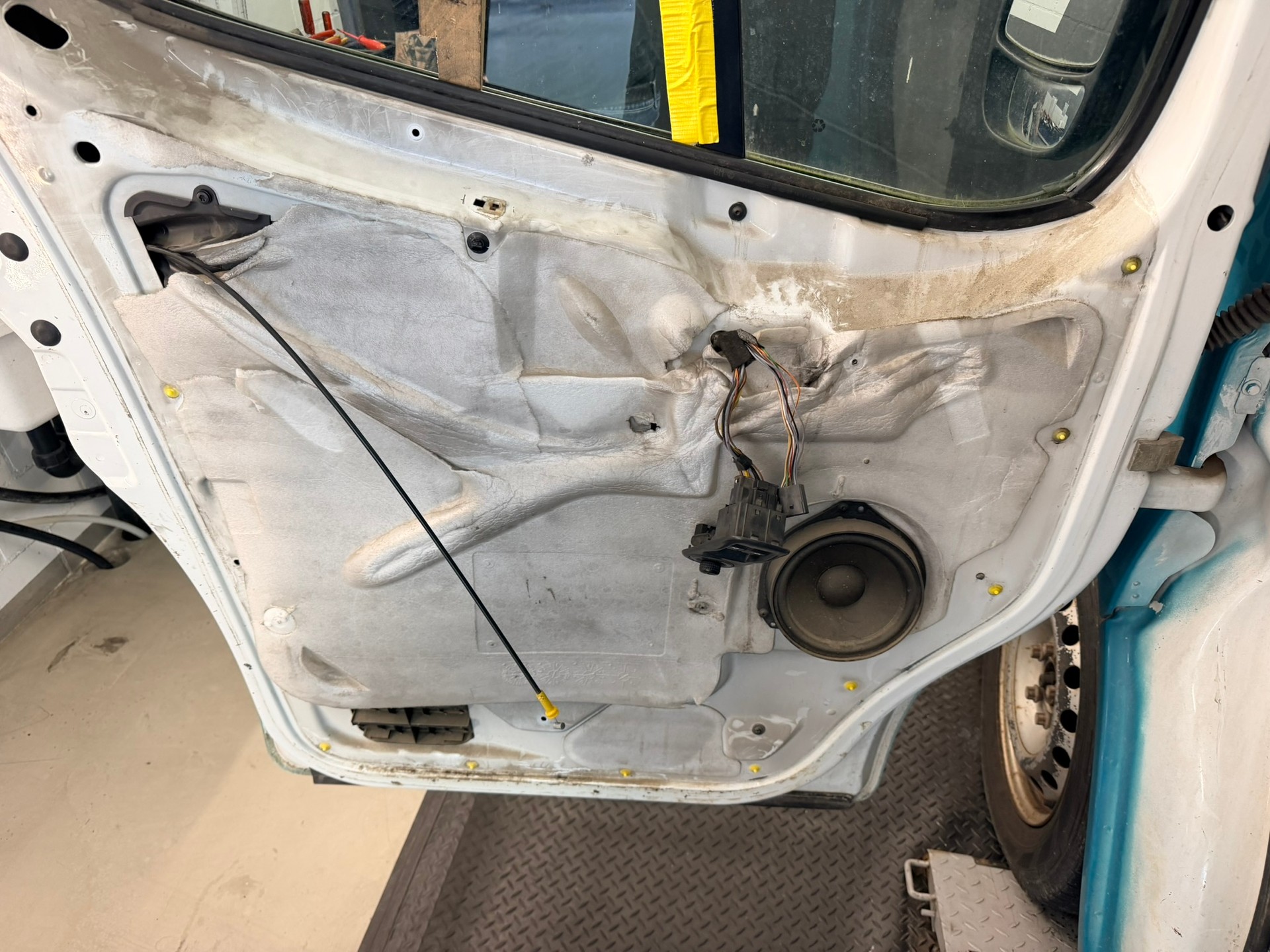 RENAULT Trafic 2.0 dCi 115 2.9t L2H1-image-8